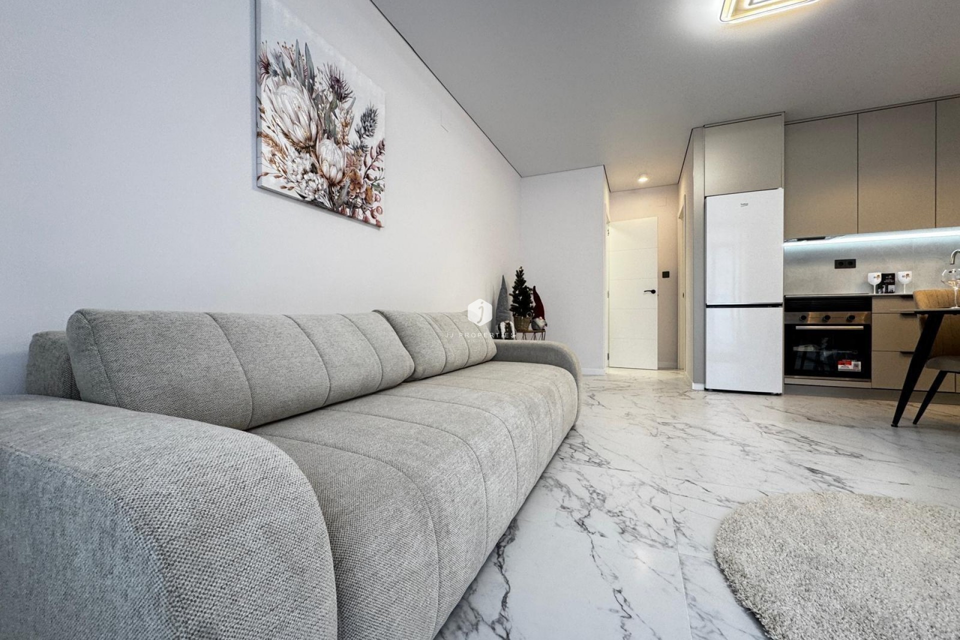 Z drugiej ręki - Bungalow -
Torrevieja - La Siesta - El Salado - Torreta