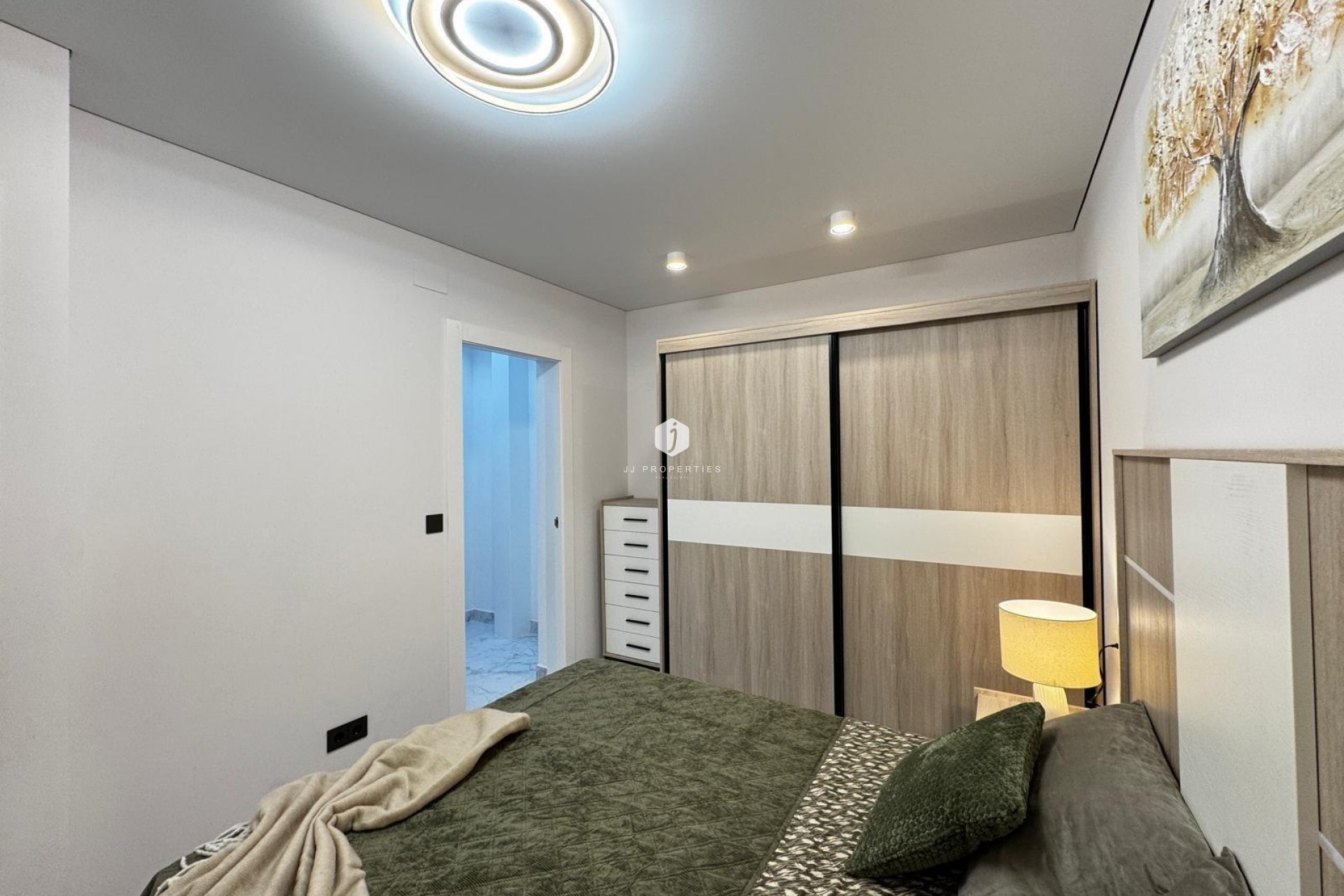 Z drugiej ręki - Bungalow -
Torrevieja - La Siesta - El Salado - Torreta