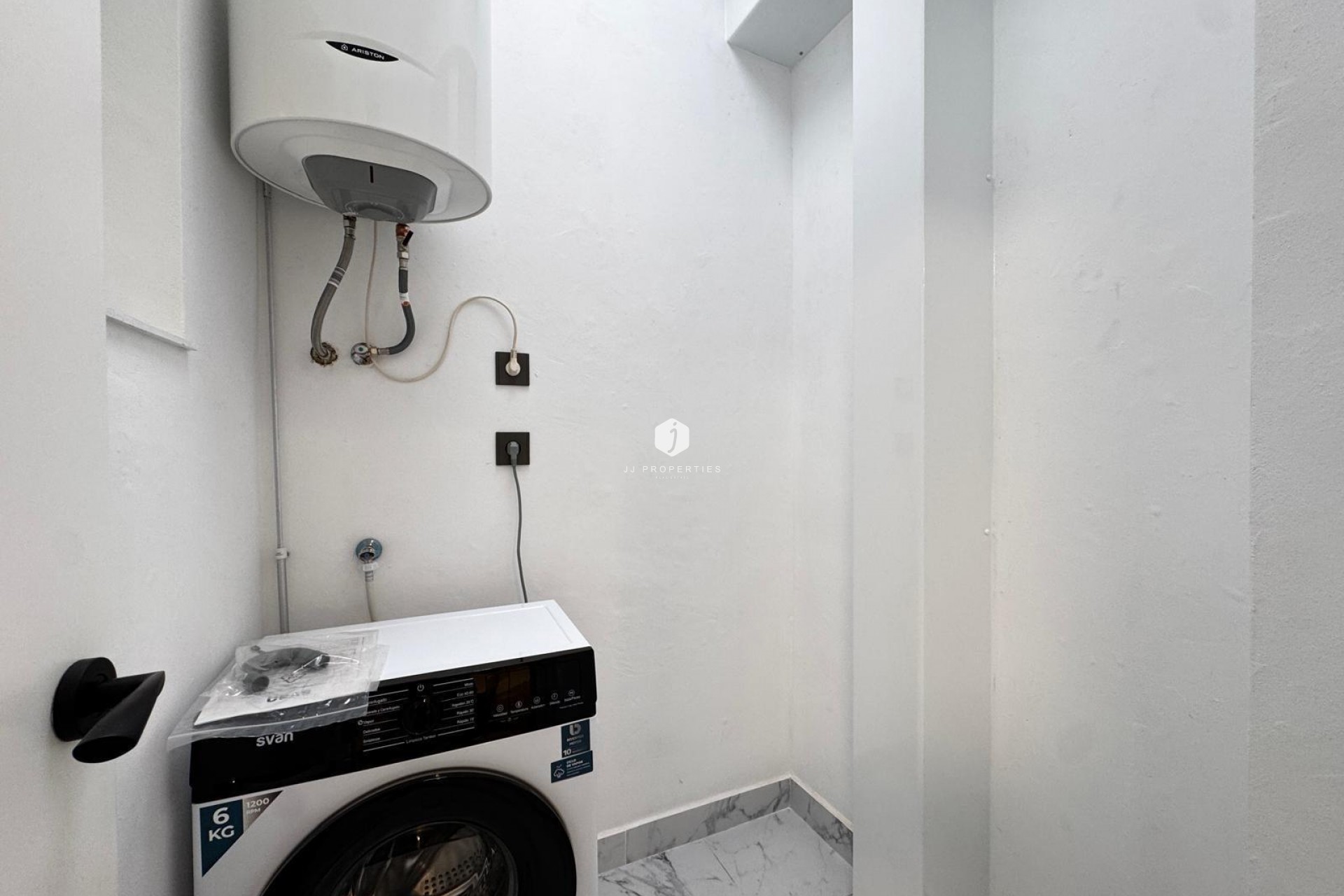 Z drugiej ręki - Bungalow -
Torrevieja - La Siesta - El Salado - Torreta