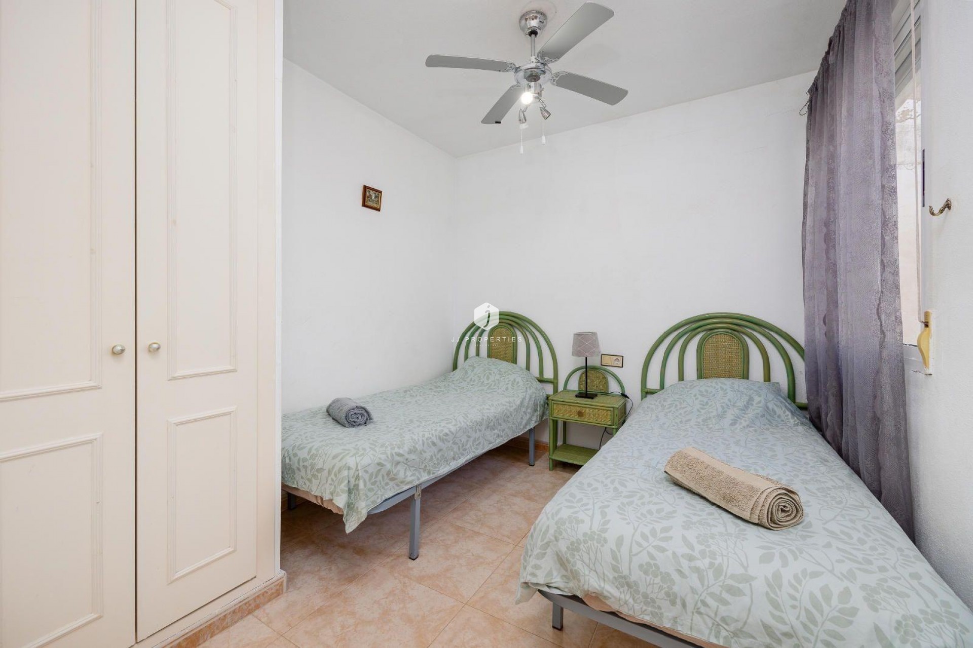 Z drugiej ręki - Bungalow -
Torrevieja - La Siesta - El Salado - Torreta