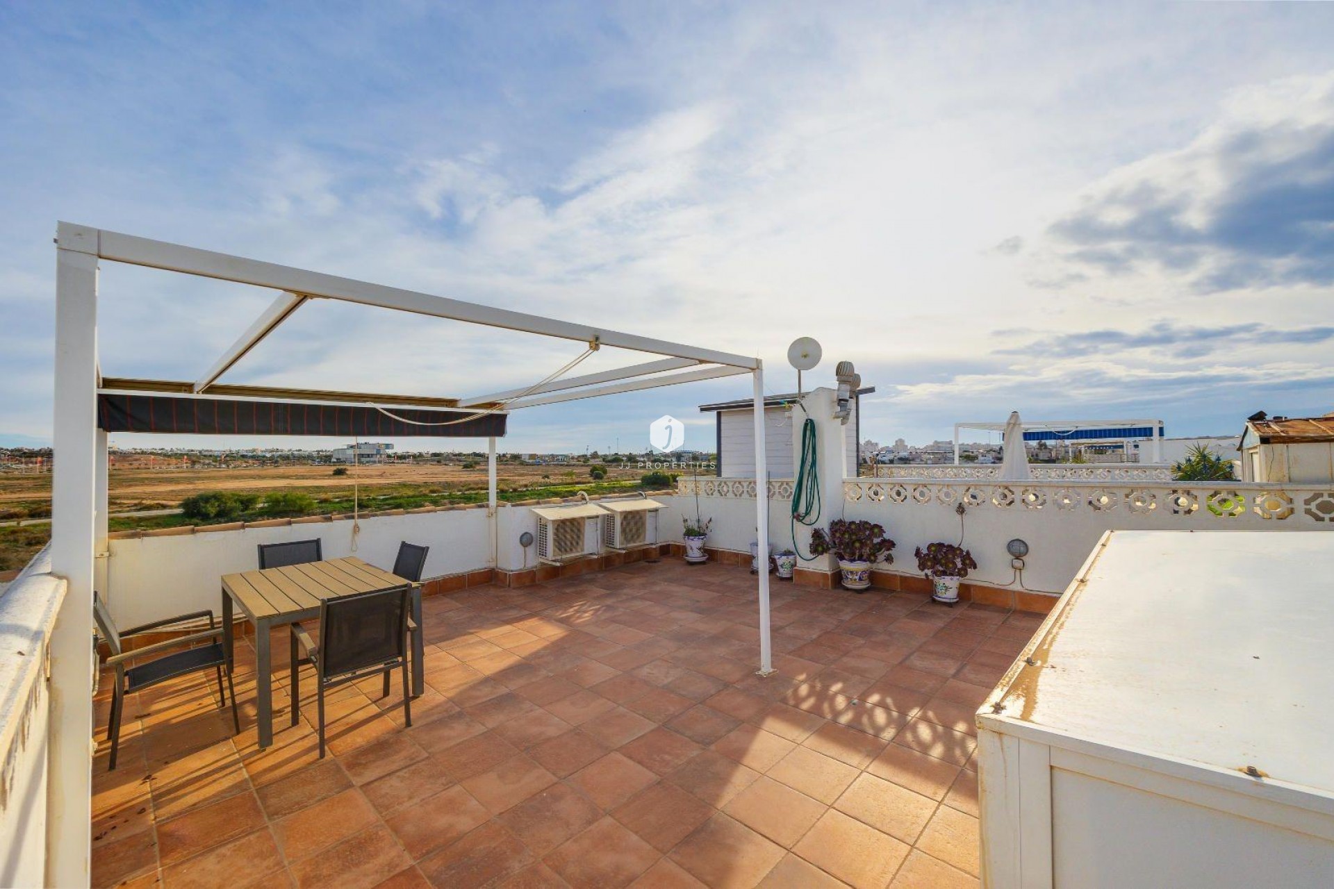 Z drugiej ręki - Bungalow -
Torrevieja - La Siesta - El Salado - Torreta