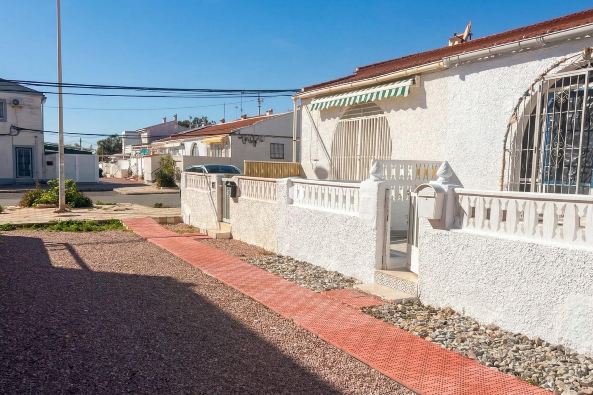 Z drugiej ręki - Bungalow -
Torrevieja - La Siesta - El Salado - Torreta