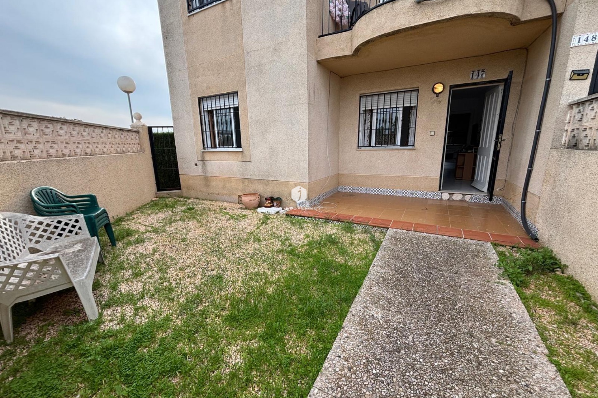 Z drugiej ręki - Bungalow -
Torrevieja - La Siesta - El Salado - Torreta