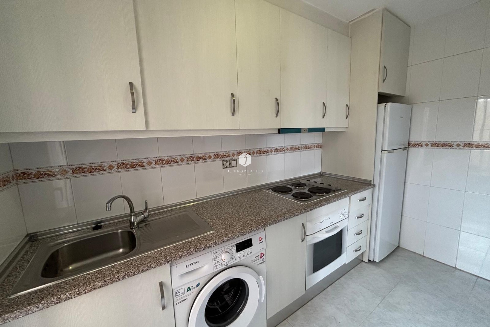 Z drugiej ręki - Bungalow -
Torrevieja - La Siesta - El Salado - Torreta