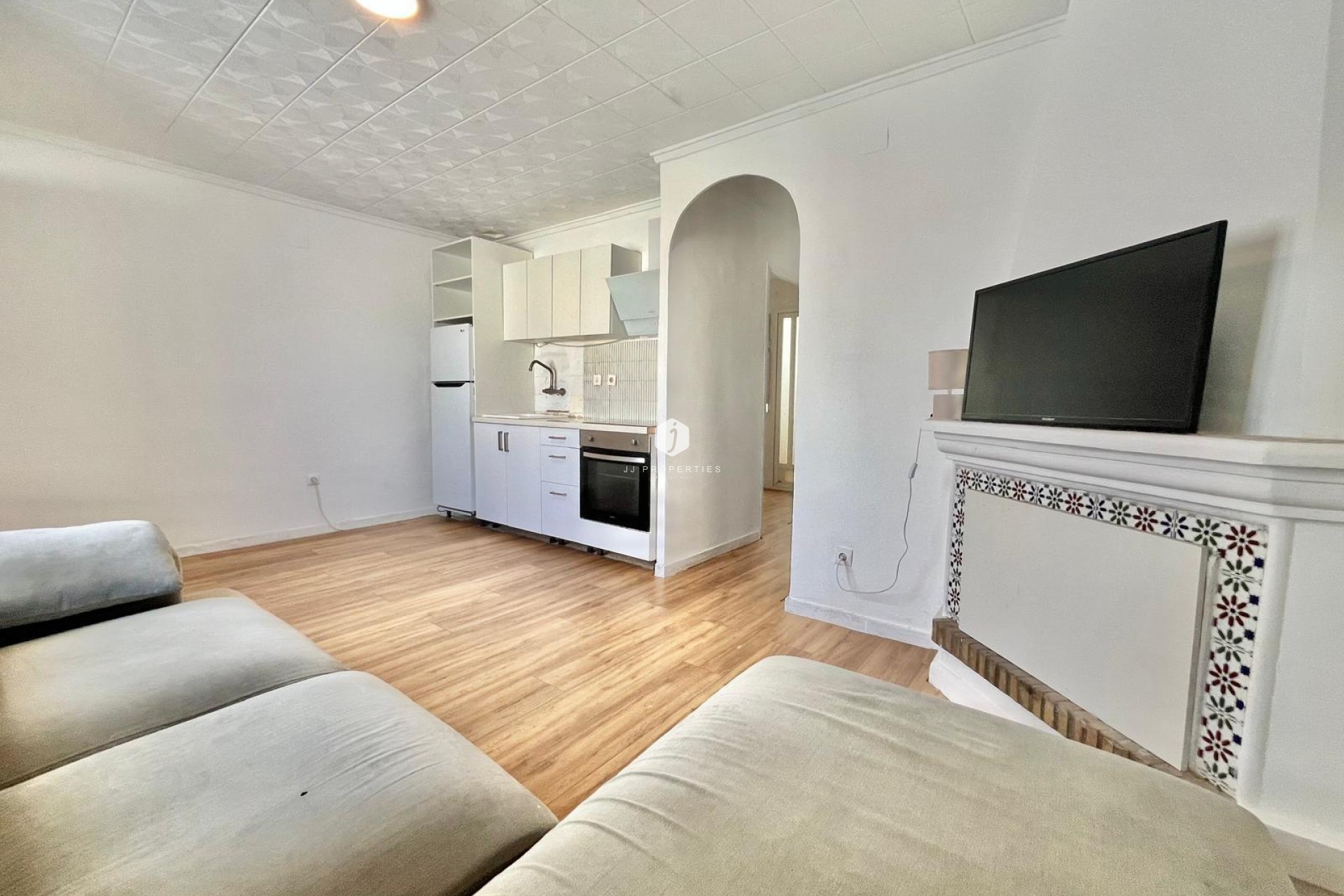 Z drugiej ręki - Bungalow -
Torrevieja - La Siesta - El Salado - Torreta