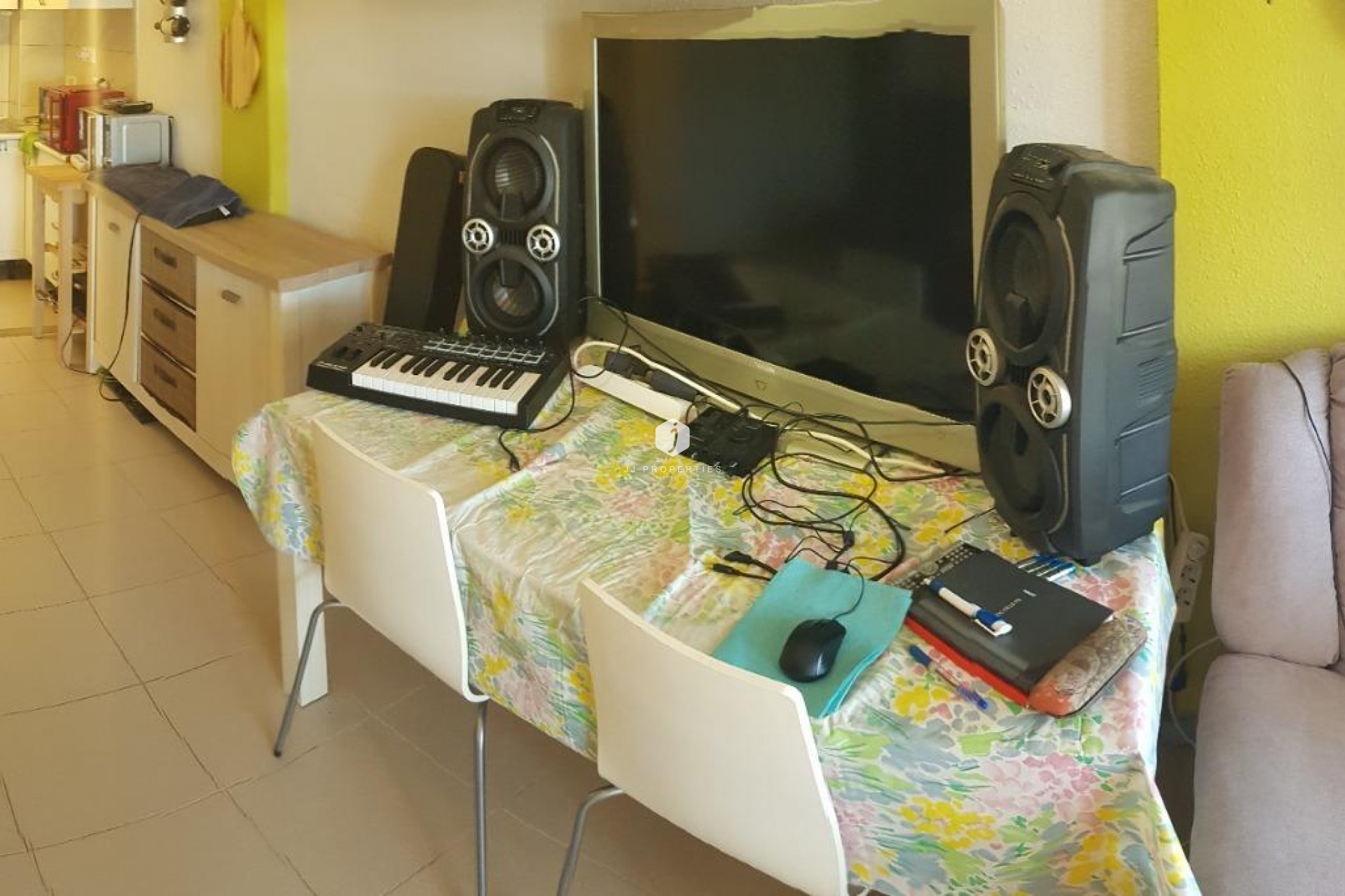 Z drugiej ręki - Bungalow -
Torrevieja - La siesta