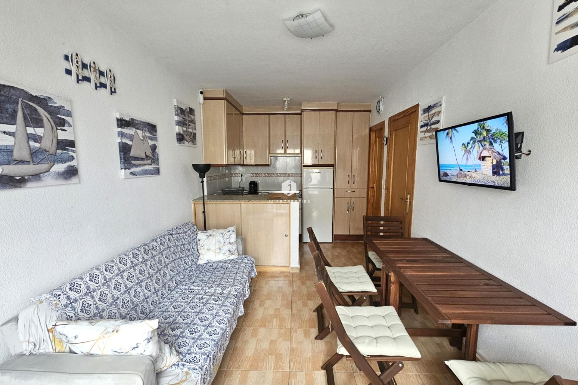 Z drugiej ręki - Bungalow -
Torrevieja - Los Balcones