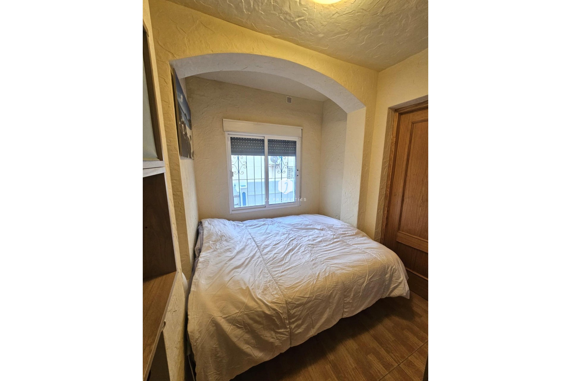 Z drugiej ręki - Bungalow -
Torrevieja - Los Balcones