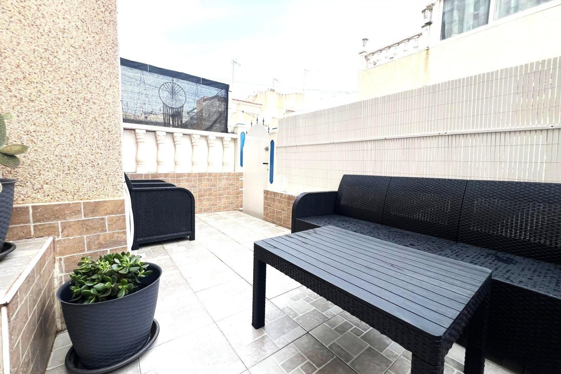 Z drugiej ręki - Bungalow -
Torrevieja - Los Balcones