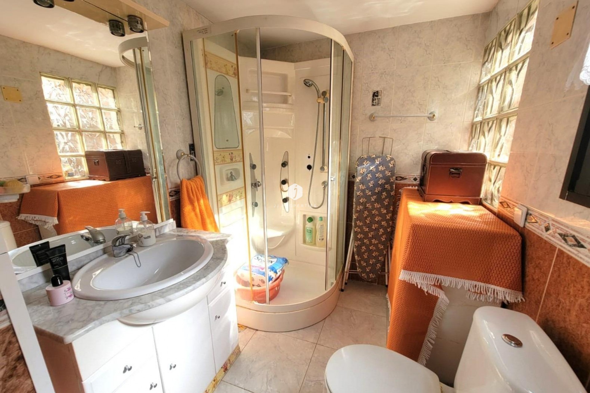 Z drugiej ręki - Bungalow -
Torrevieja - Los Frutales