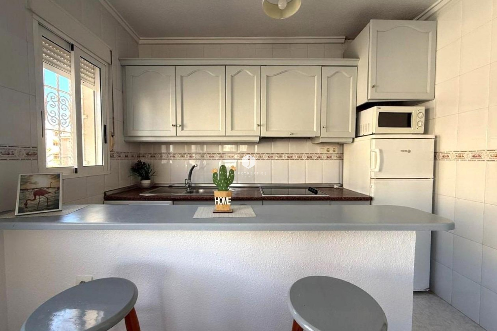 Z drugiej ręki - Bungalow -
Torrevieja - Los Frutales