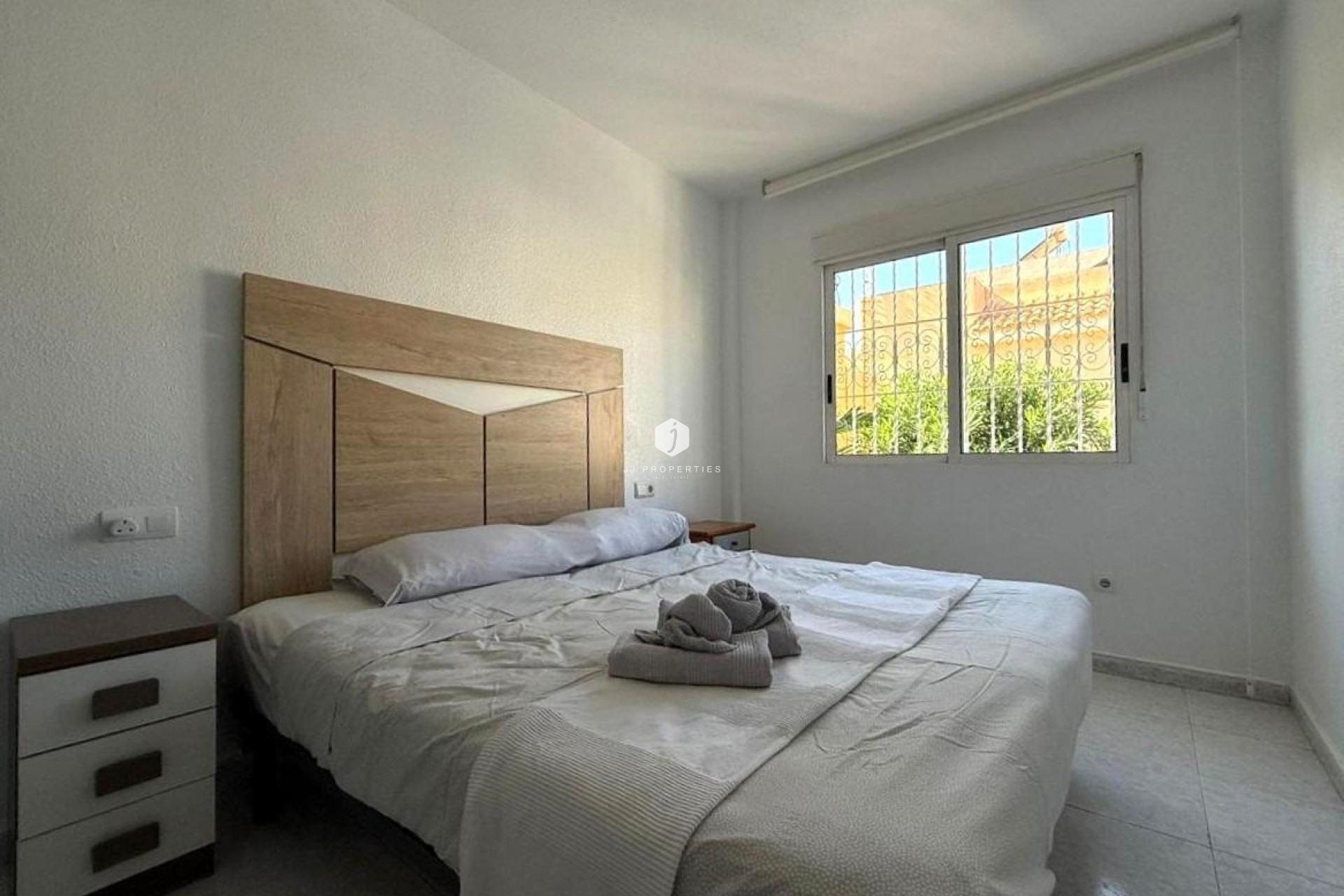 Z drugiej ręki - Bungalow -
Torrevieja - Los Frutales