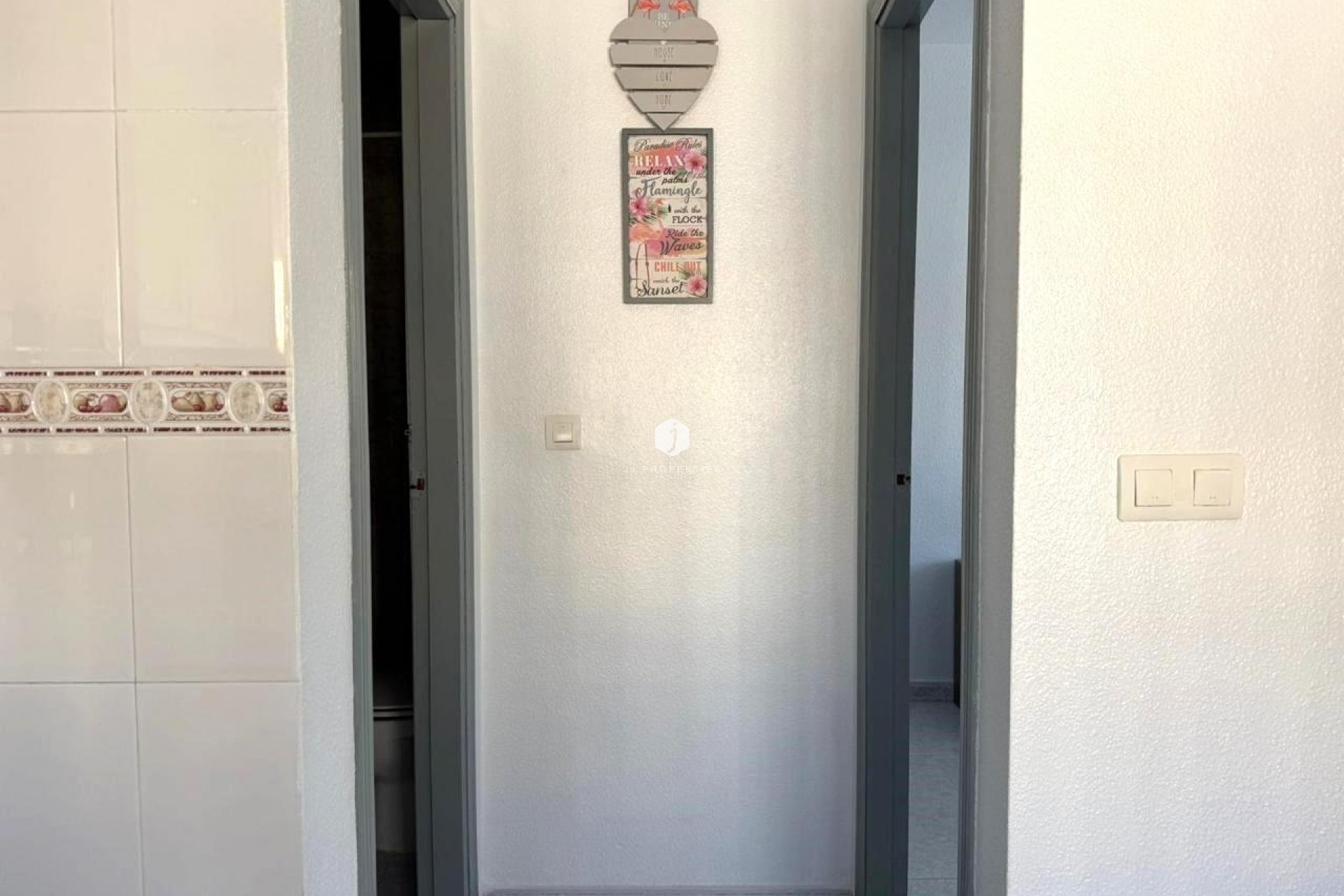 Z drugiej ręki - Bungalow -
Torrevieja - Los Frutales