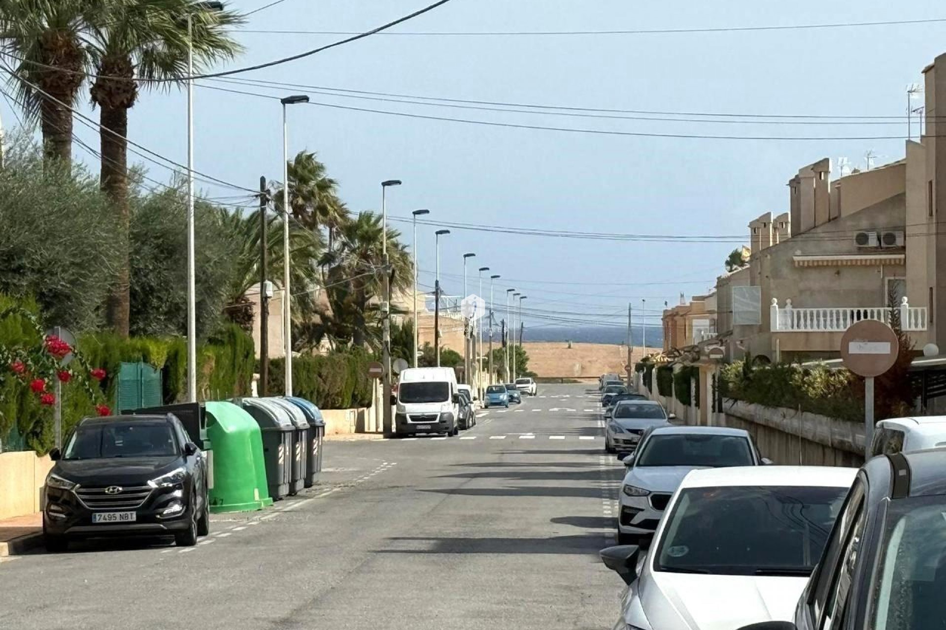 Z drugiej ręki - Bungalow -
Torrevieja - Los Frutales