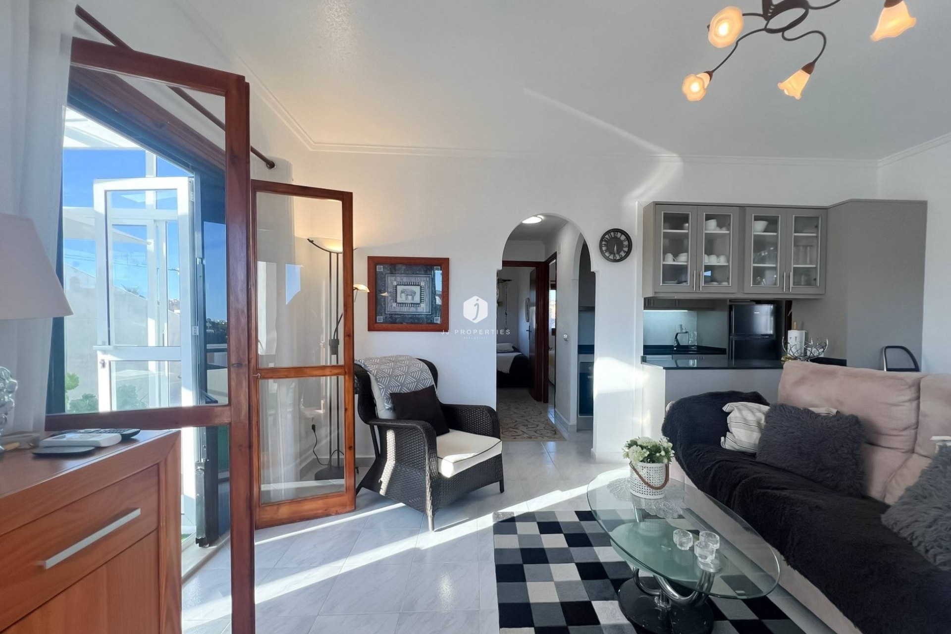 Z drugiej ręki - Bungalow -
Torrevieja - Los Frutales