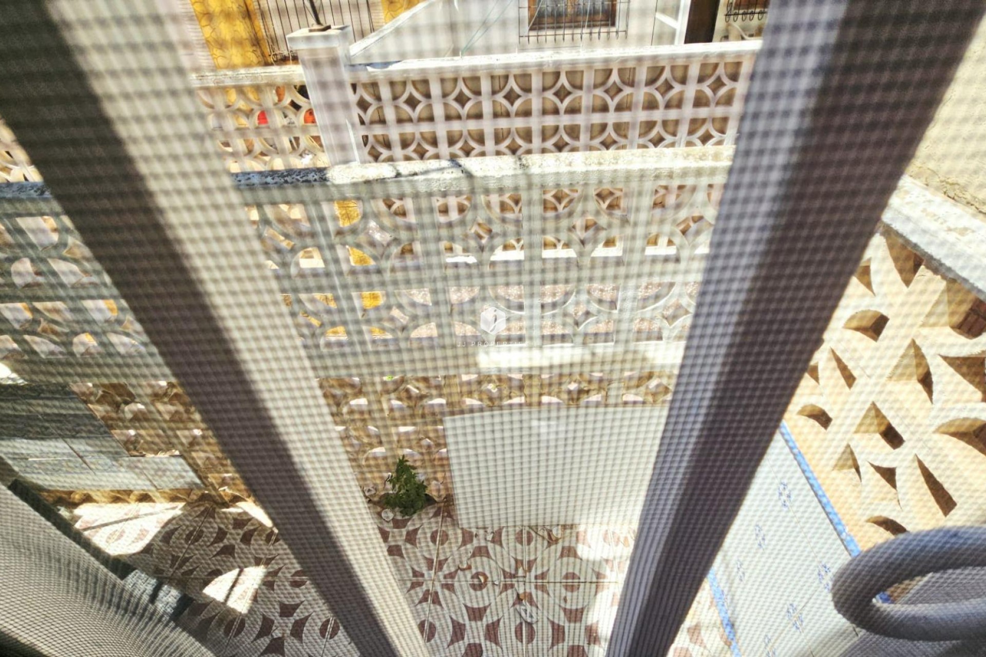 Z drugiej ręki - Bungalow -
Torrevieja - Nueva Torrevieja