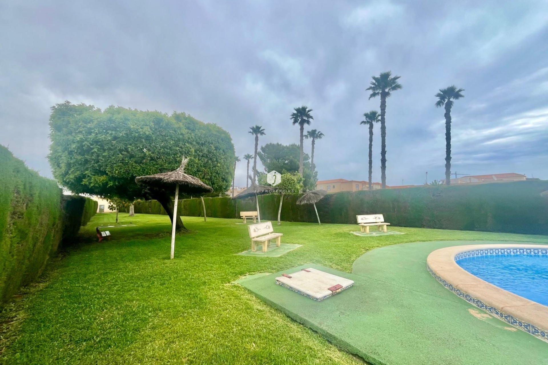 Z drugiej ręki - Bungalow -
Torrevieja - Paraje Natural