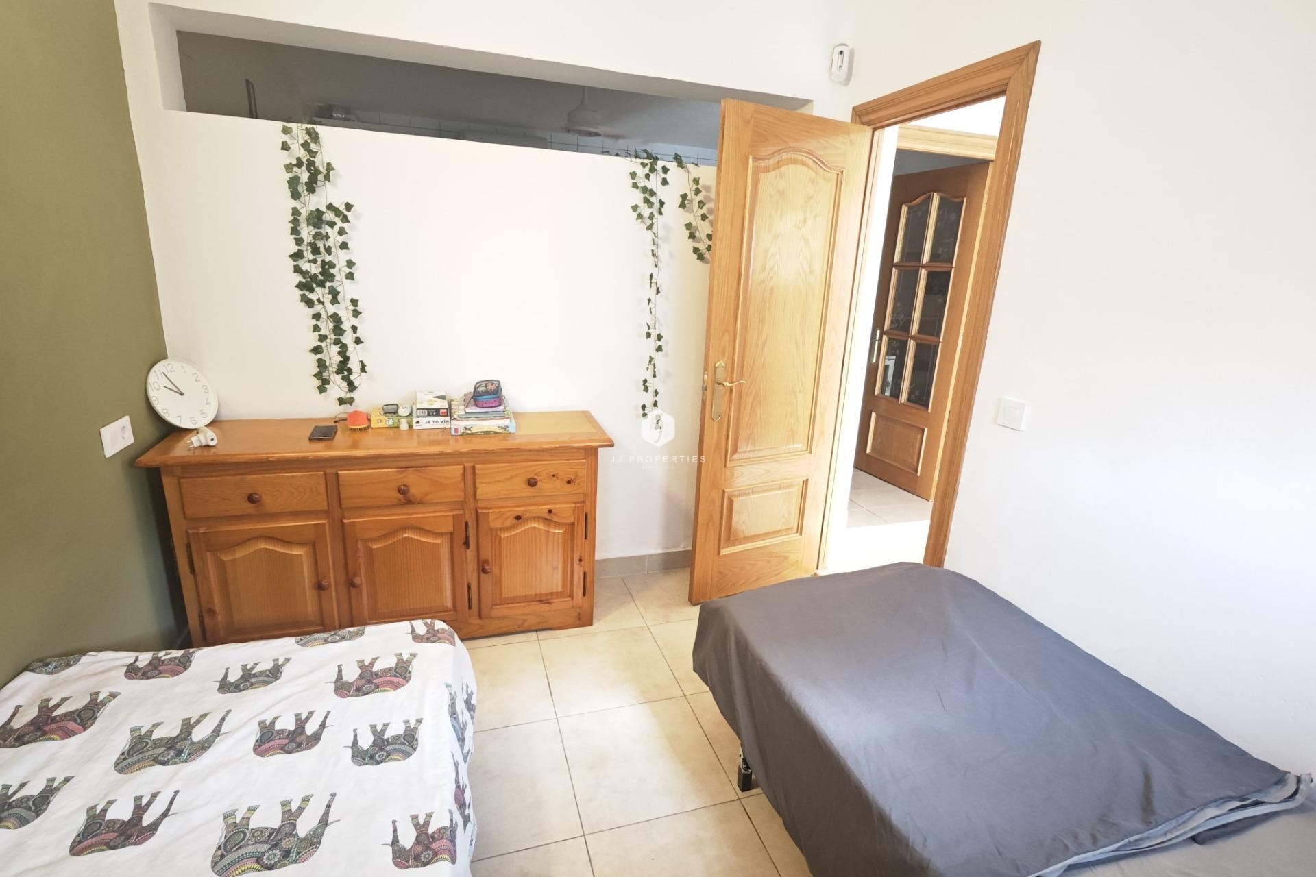 Z drugiej ręki - Bungalow -
Torrevieja - Playa del Cura