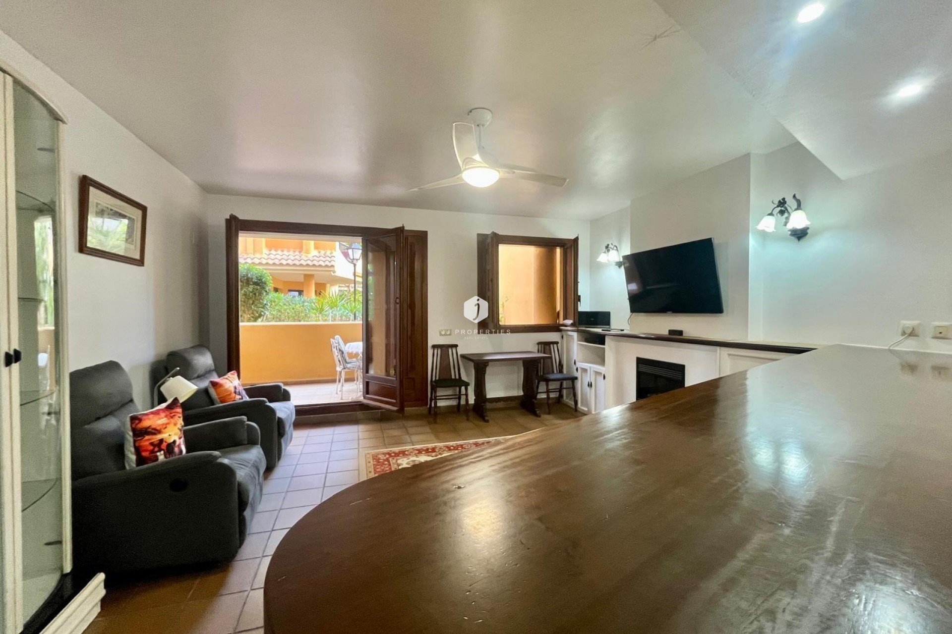 Z drugiej ręki - Bungalow -
Torrevieja - Punta prima