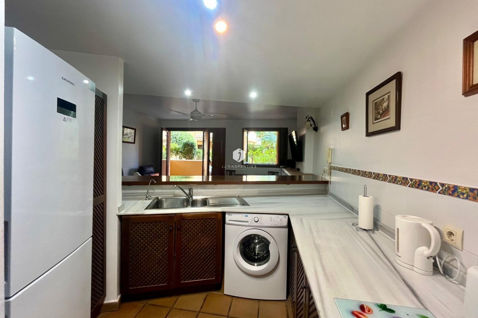 Z drugiej ręki - Bungalow -
Torrevieja - Punta prima