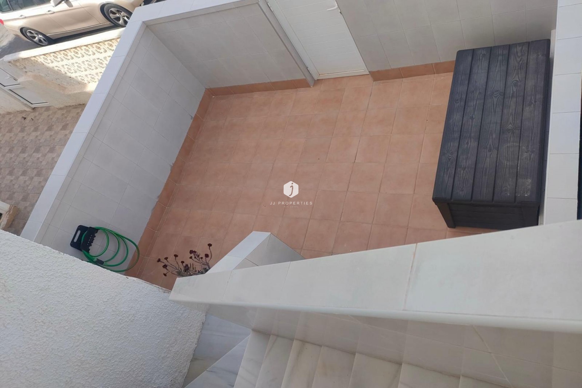 Z drugiej ręki - Bungalow -
Torrevieja - Rosaleda-los Frutales