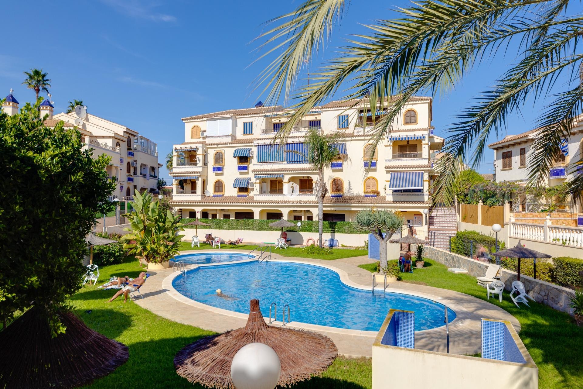 Z drugiej ręki - Bungalow -
Torrevieja - Torre la mata