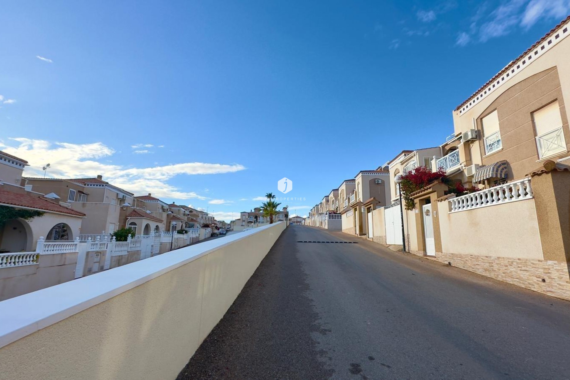 Z drugiej ręki - Bungalow -
Torrevieja - Torreblanca