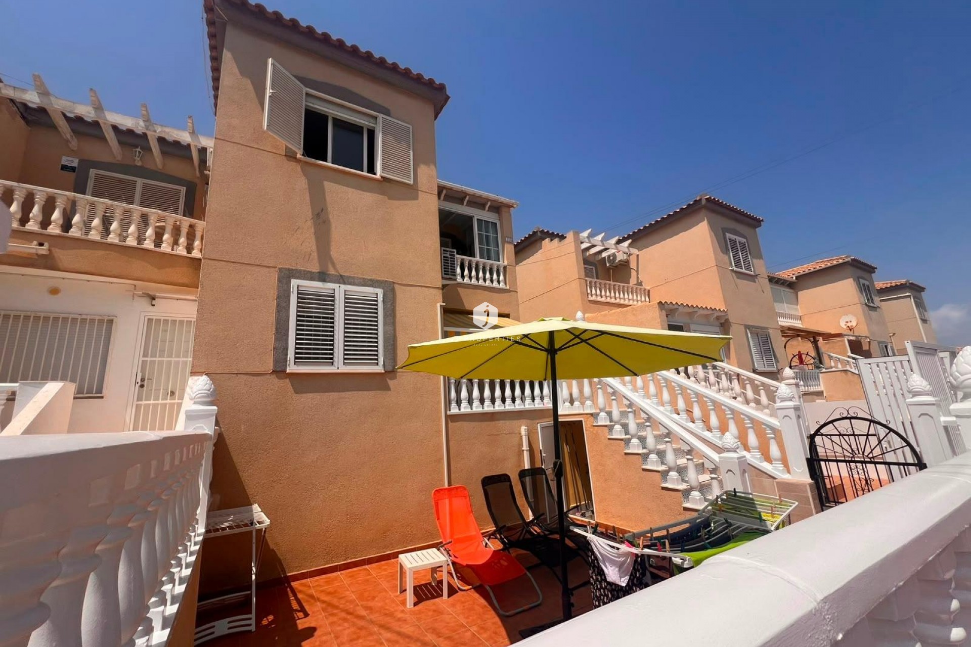 Z drugiej ręki - Bungalow -
Torrevieja - Torrejón