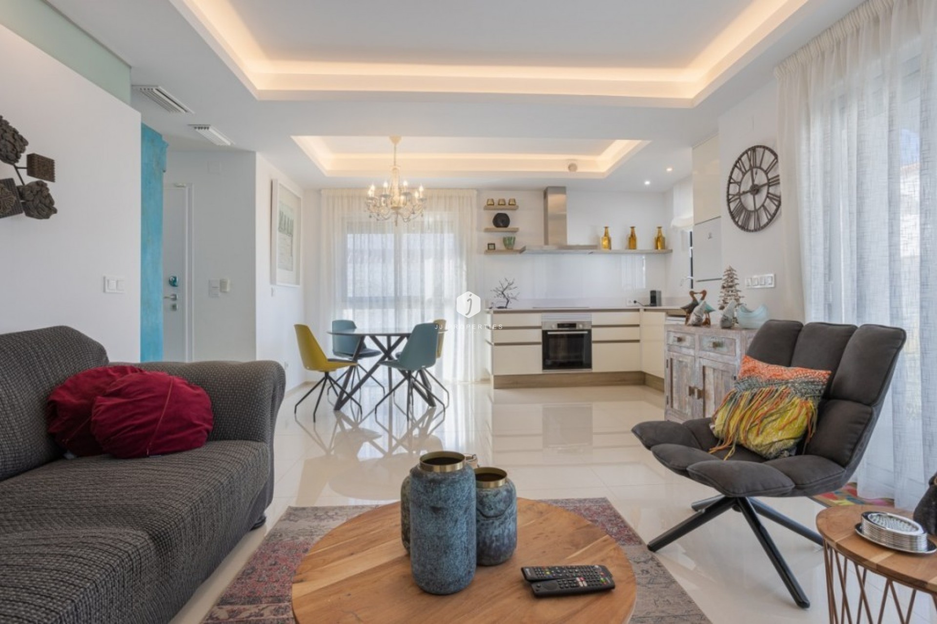 Z drugiej ręki - Daszek -
Ciudad Quesada - Costa Blanca