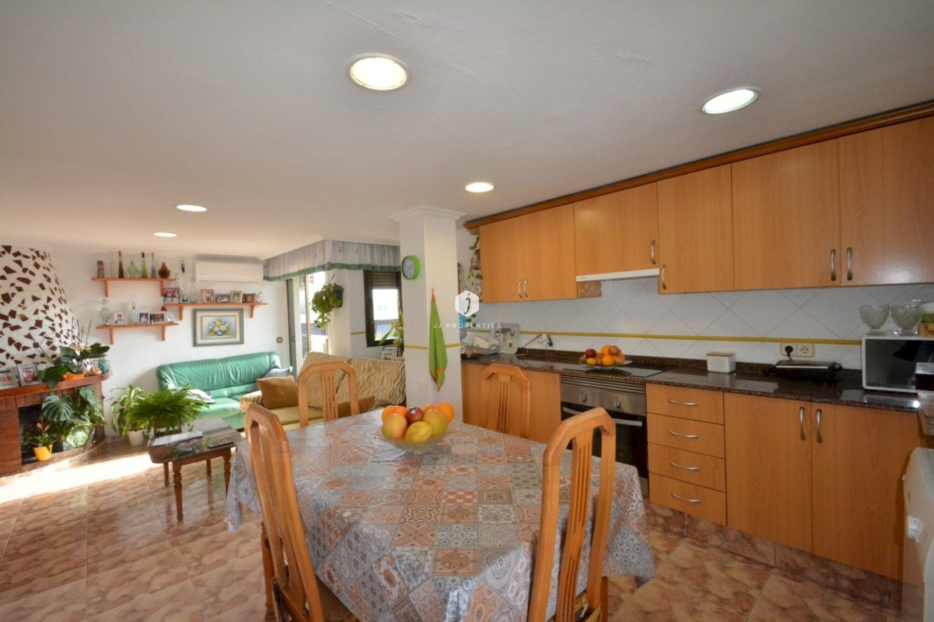 Z drugiej ręki - Daszek -
Guardamar del Segura - Costa Blanca