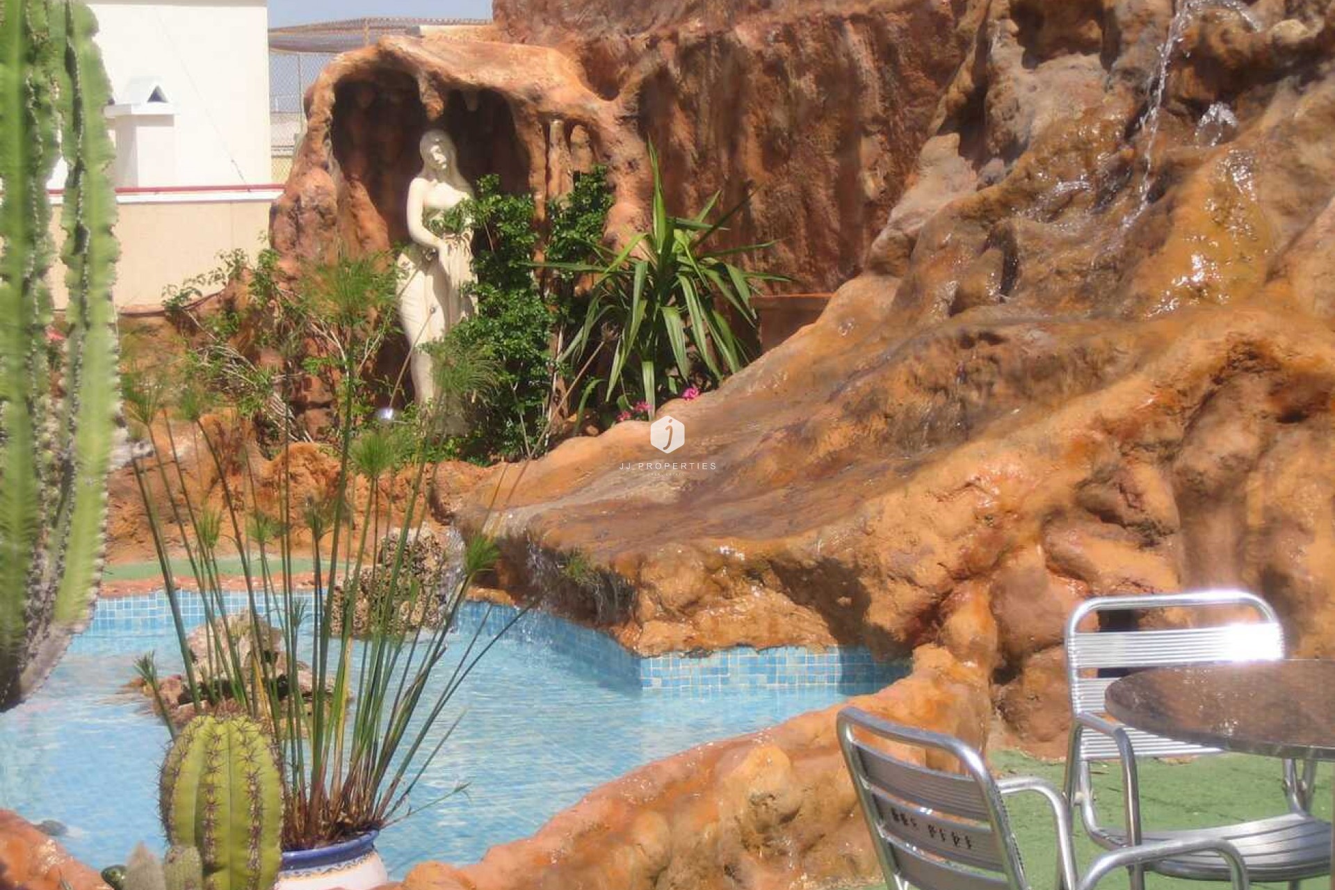 Z drugiej ręki - Daszek -
La Mata - Costa Blanca