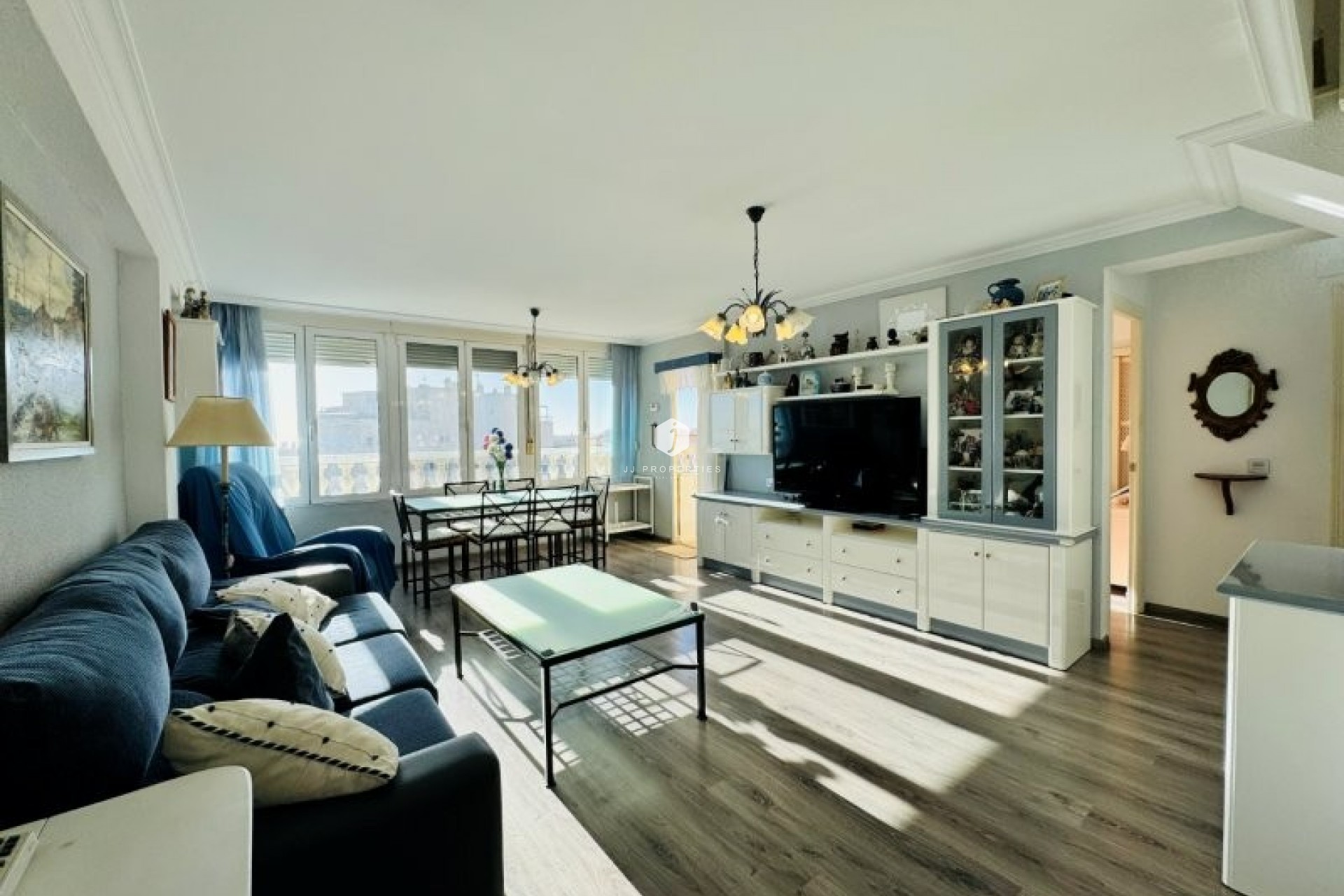 Z drugiej ręki - Daszek -
La Mata - Costa Blanca