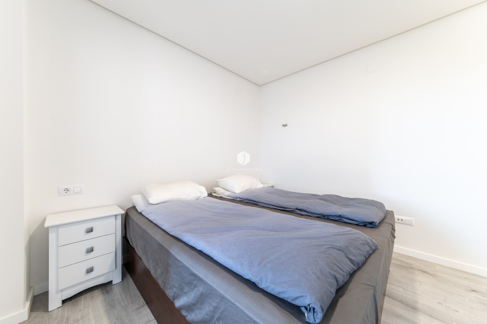 Z drugiej ręki - Daszek -
Orihuela Costa - Costa Blanca