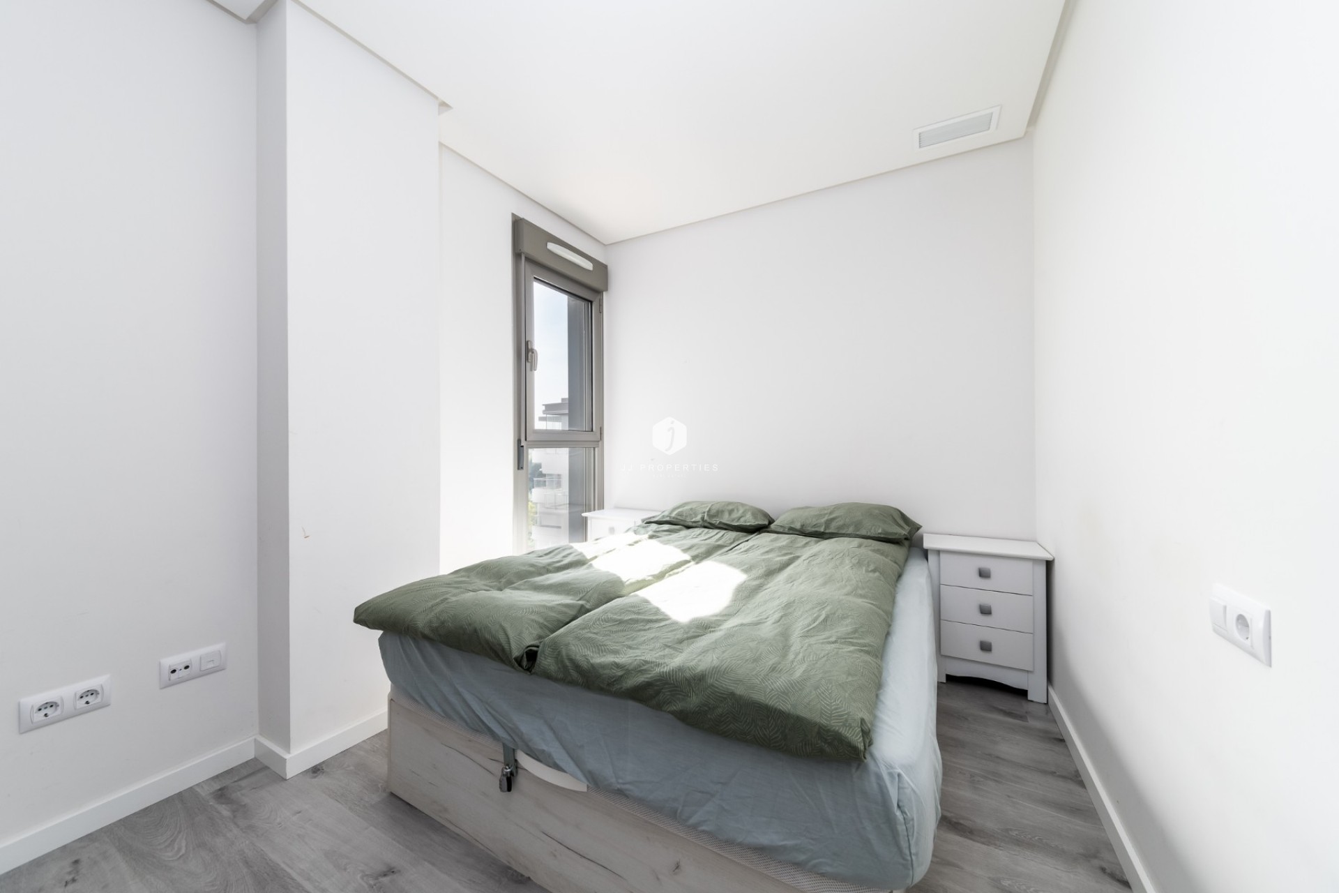 Z drugiej ręki - Daszek -
Orihuela Costa - Costa Blanca