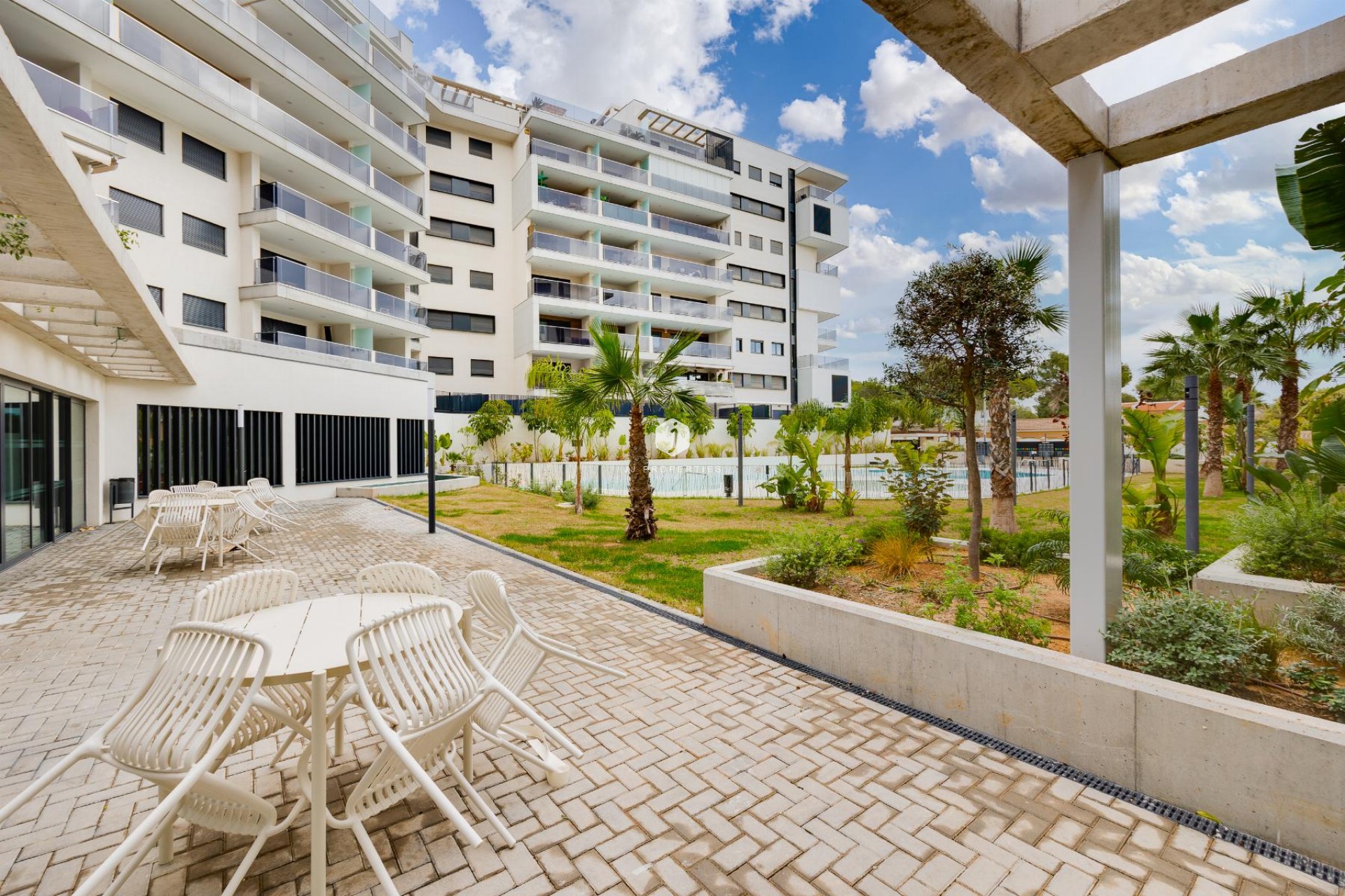 Z drugiej ręki - Daszek -
Orihuela Costa - Costa Blanca