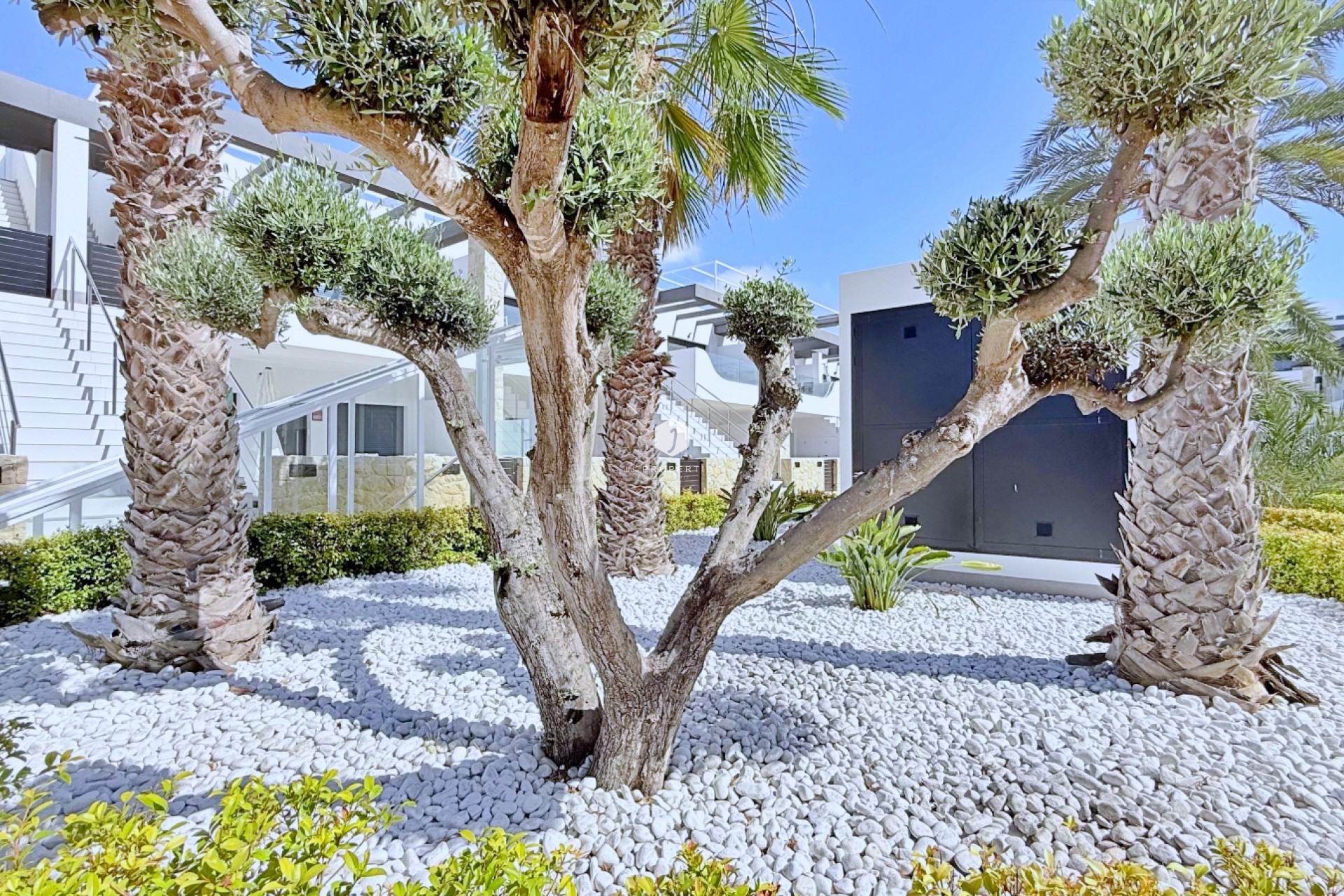 Z drugiej ręki - Daszek -
Orihuela Costa - Costa Blanca