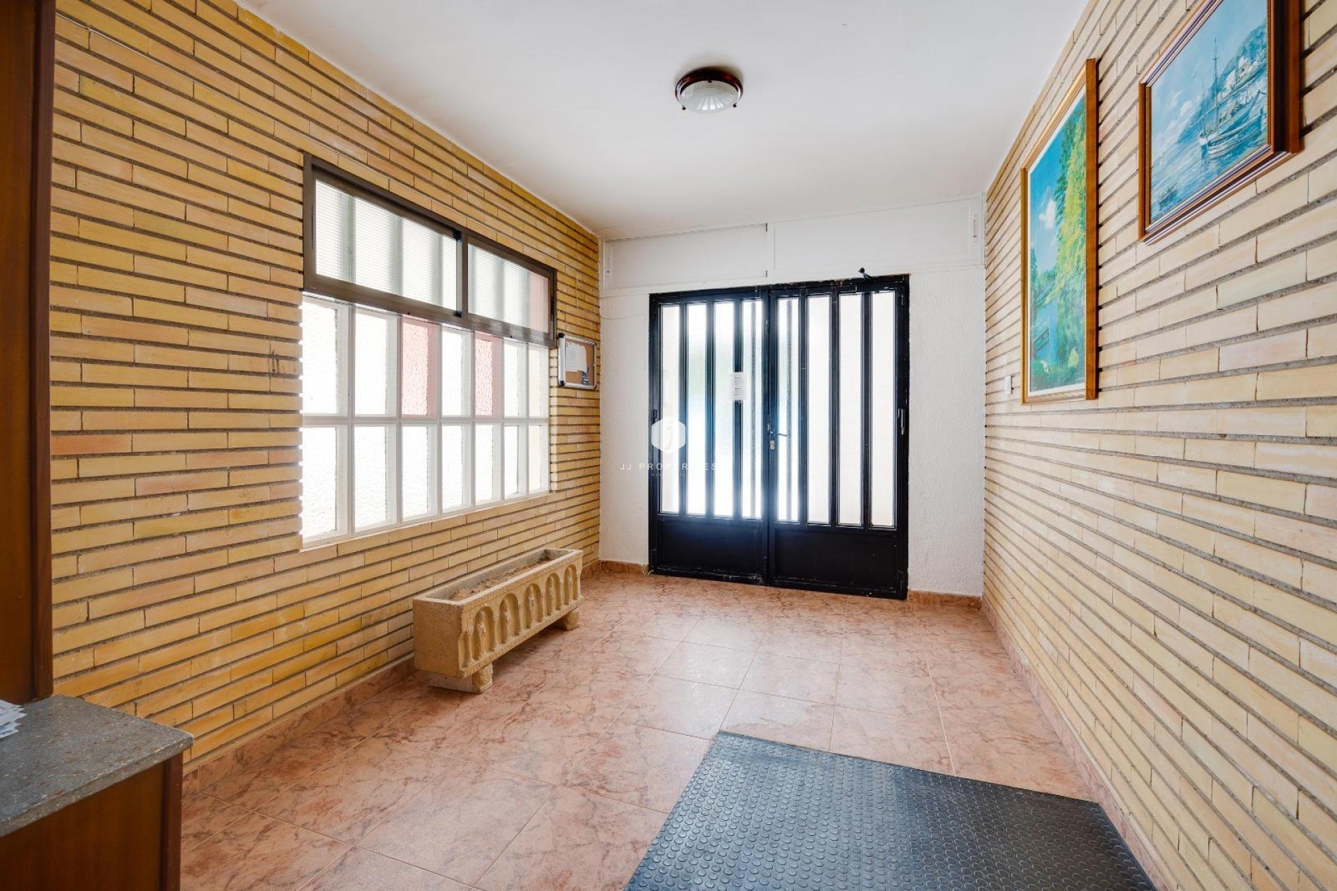 Z drugiej ręki - Daszek -
Orihuela Costa - Rocio Del Mar