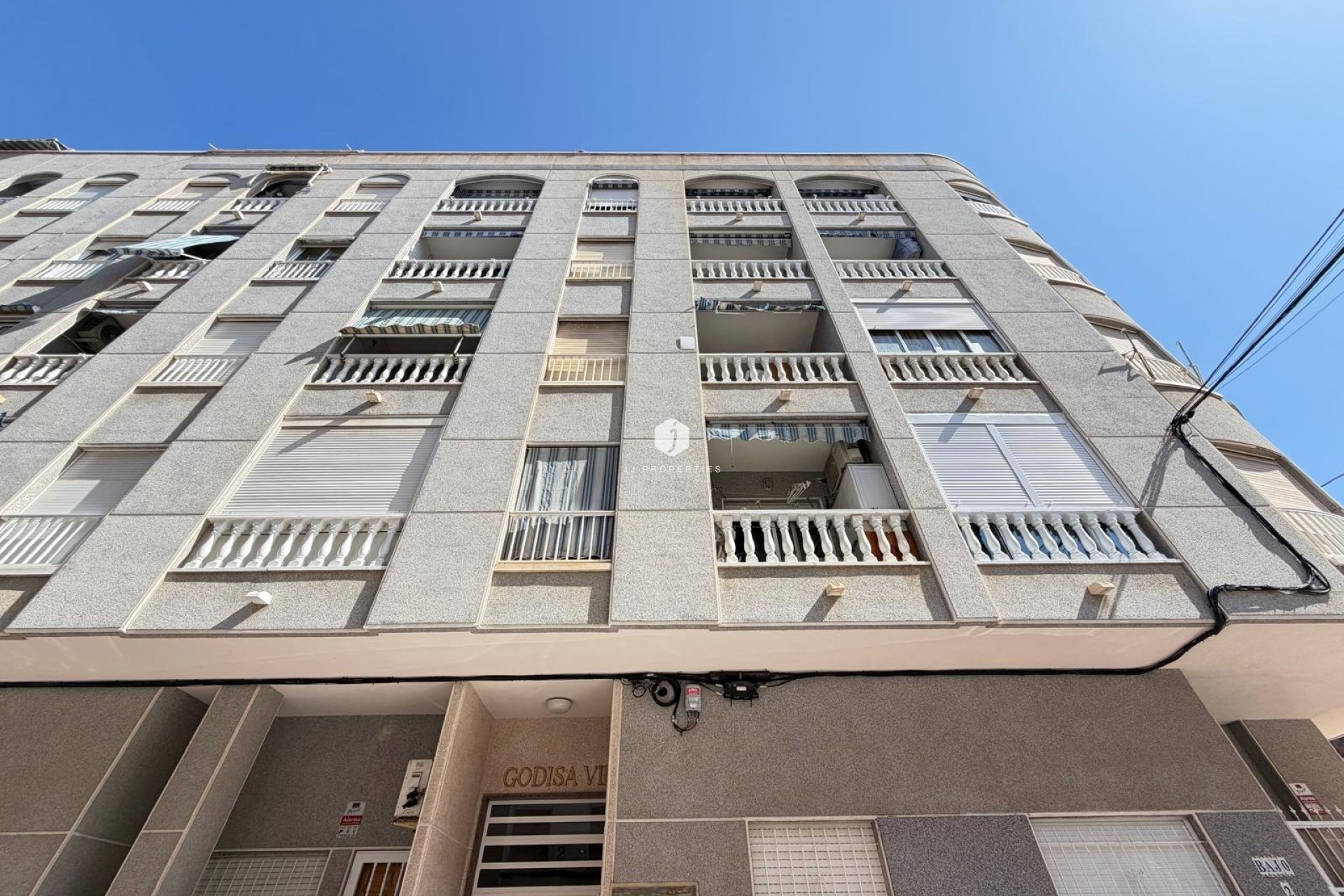 Z drugiej ręki - Daszek -
Torrevieja - Acequion