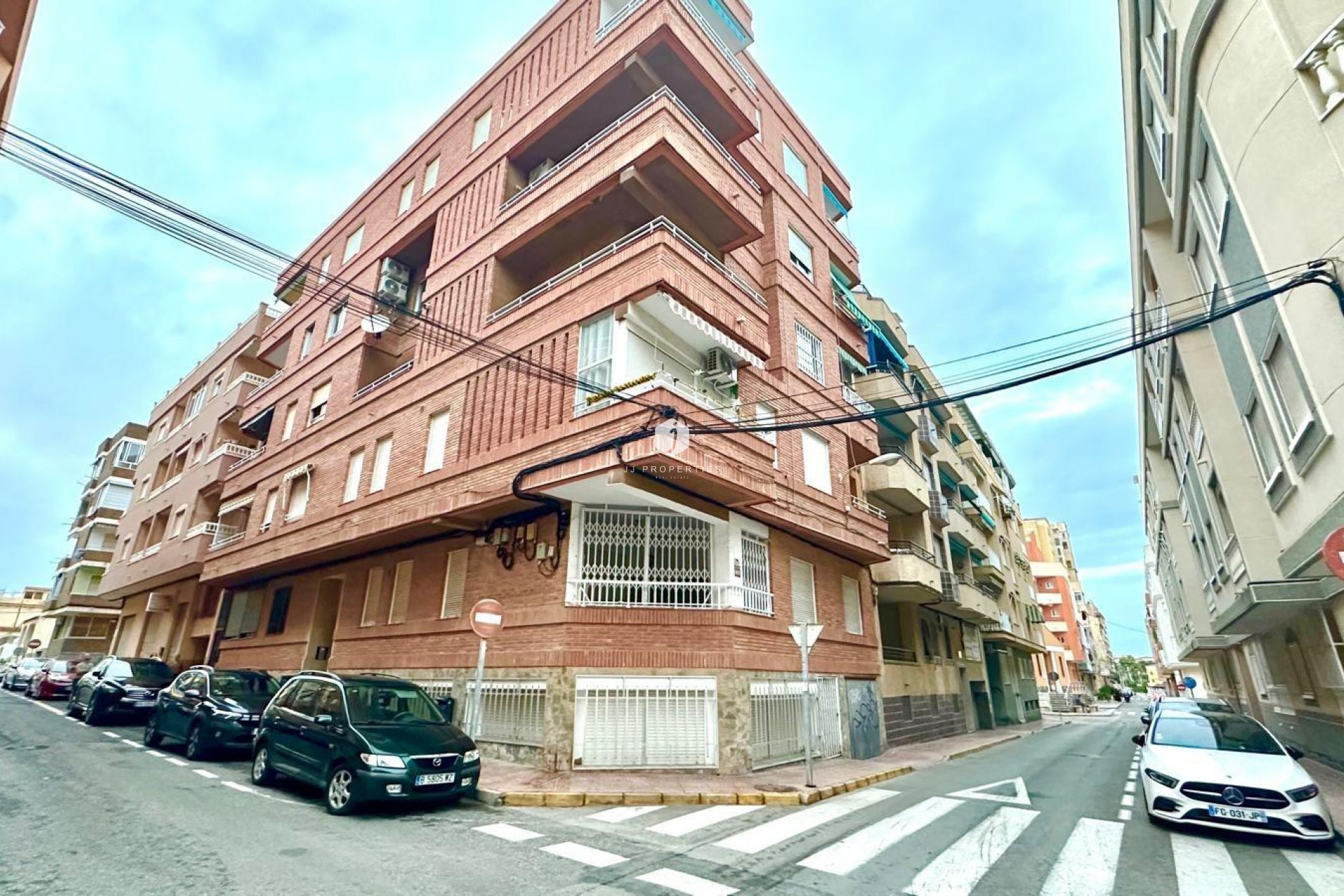 Z drugiej ręki - Daszek -
Torrevieja - Centro