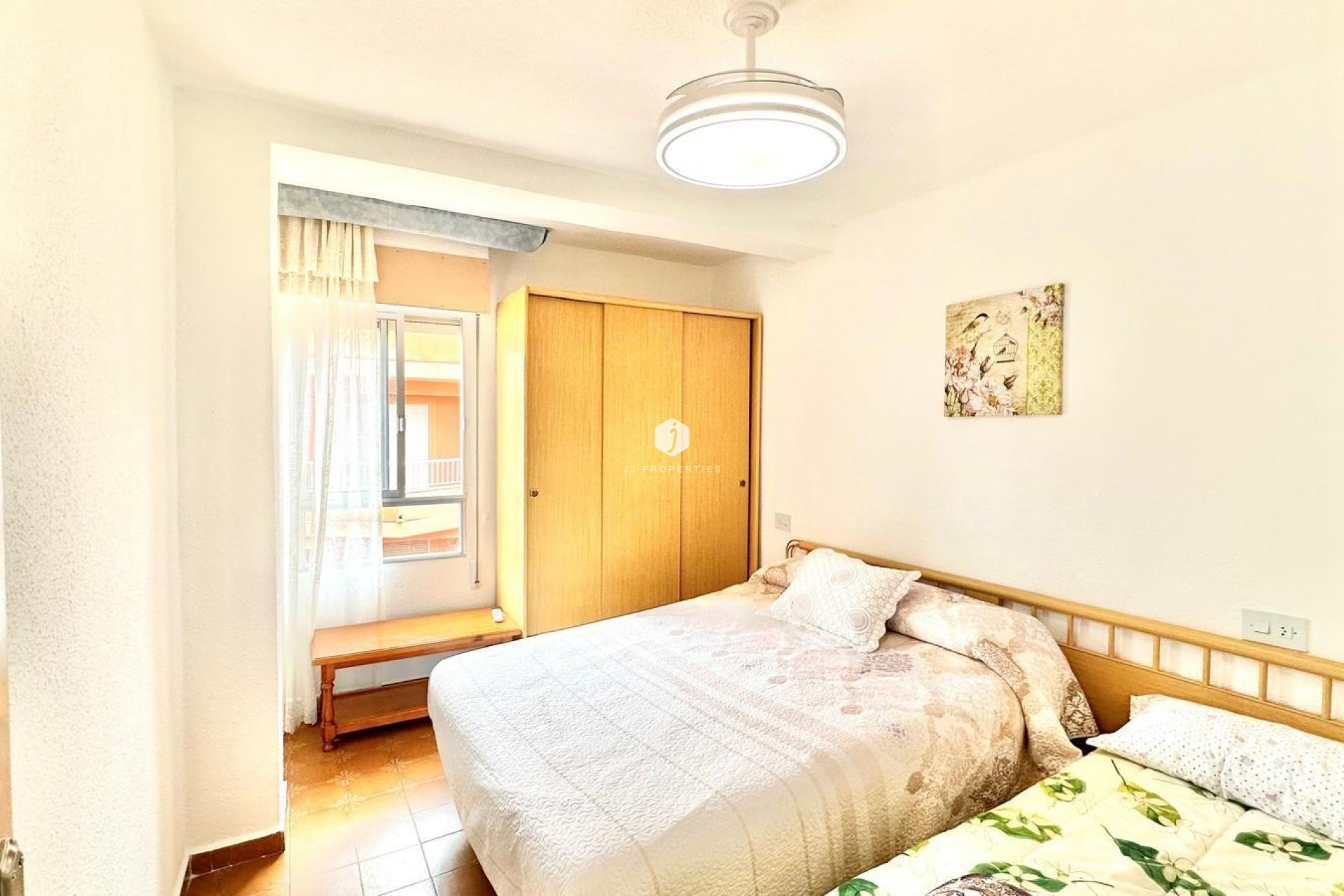 Z drugiej ręki - Daszek -
Torrevieja - Centro