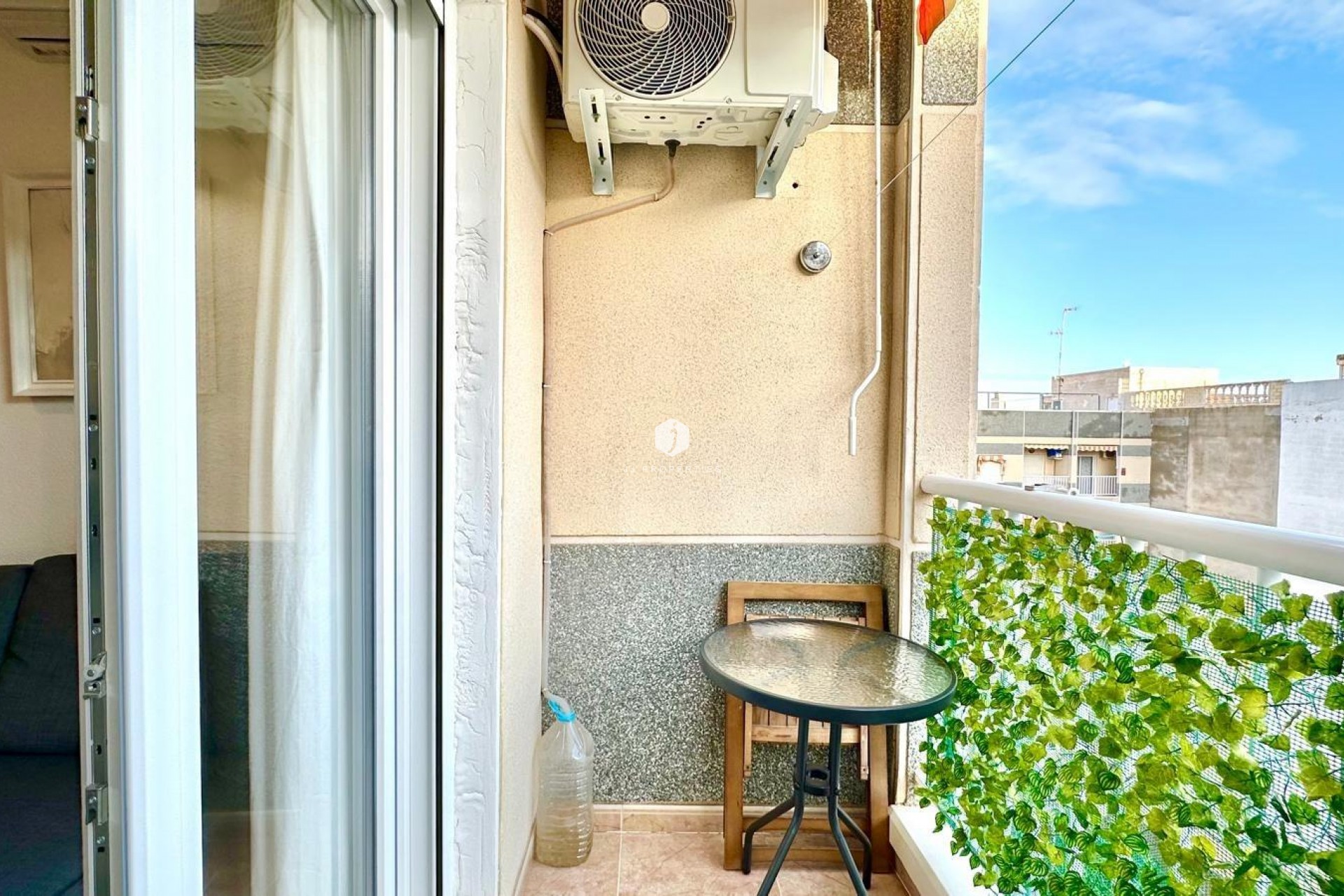 Z drugiej ręki - Daszek -
Torrevieja - Centro