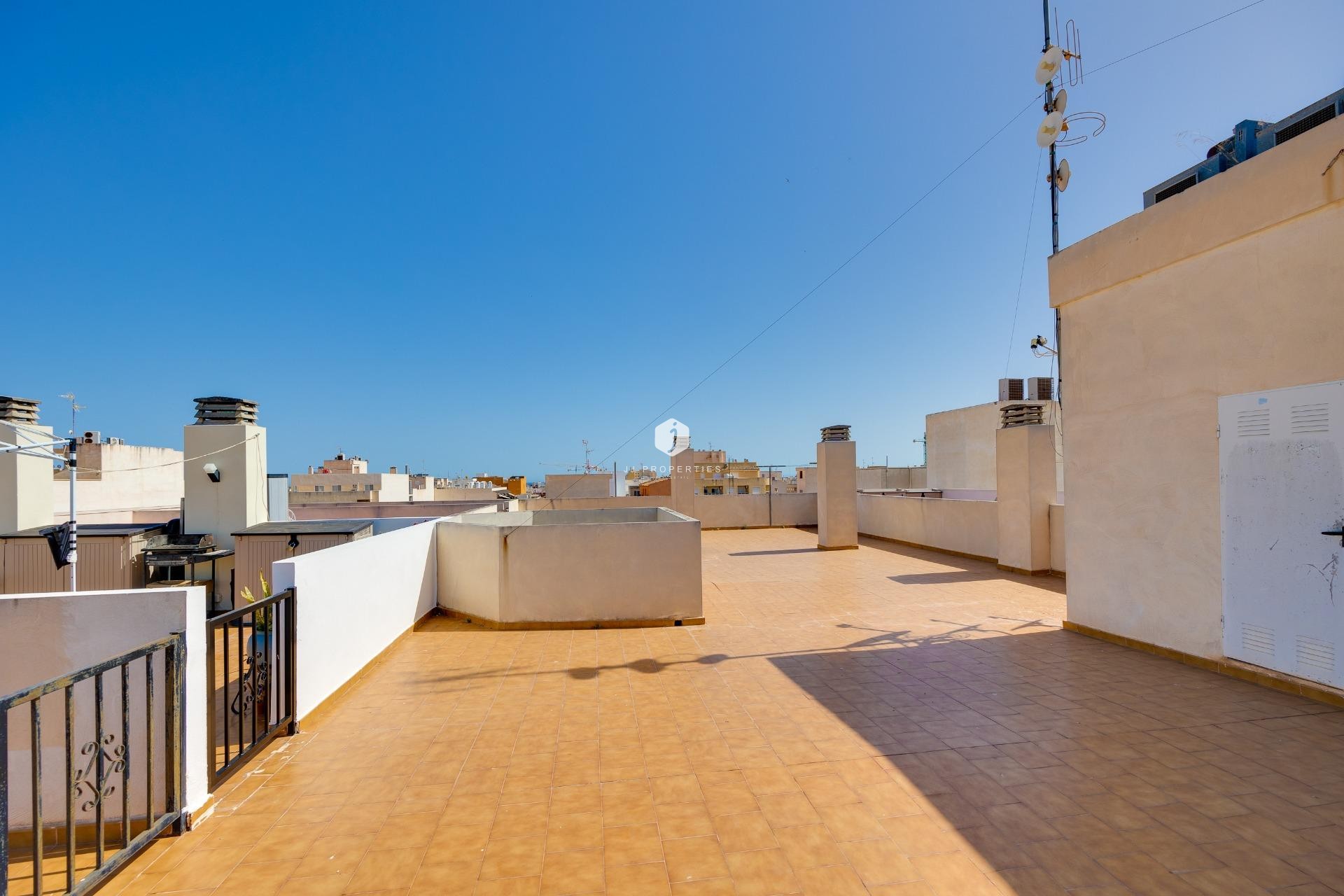 Z drugiej ręki - Daszek -
Torrevieja - Centro