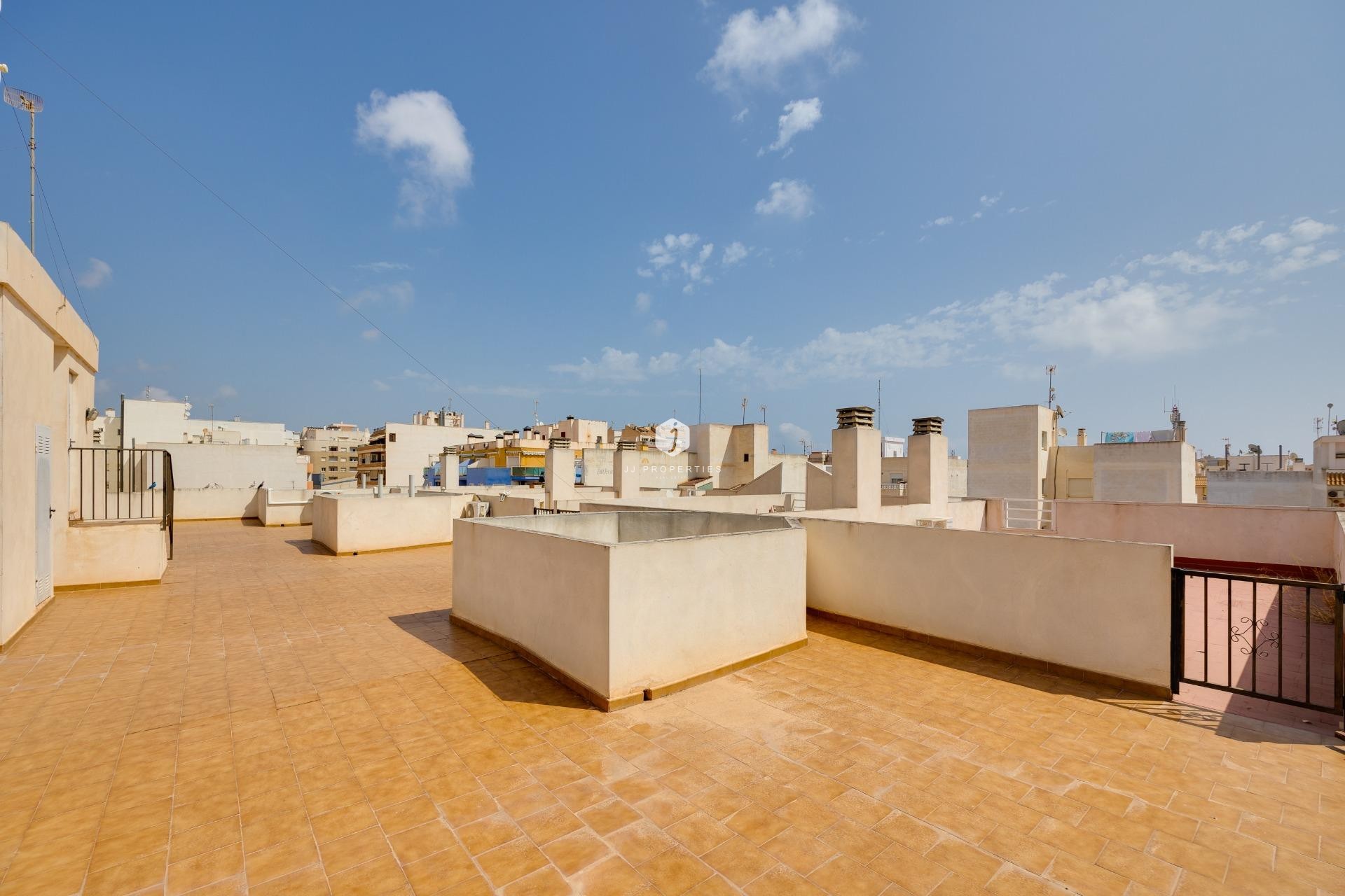 Z drugiej ręki - Daszek -
Torrevieja - Centro