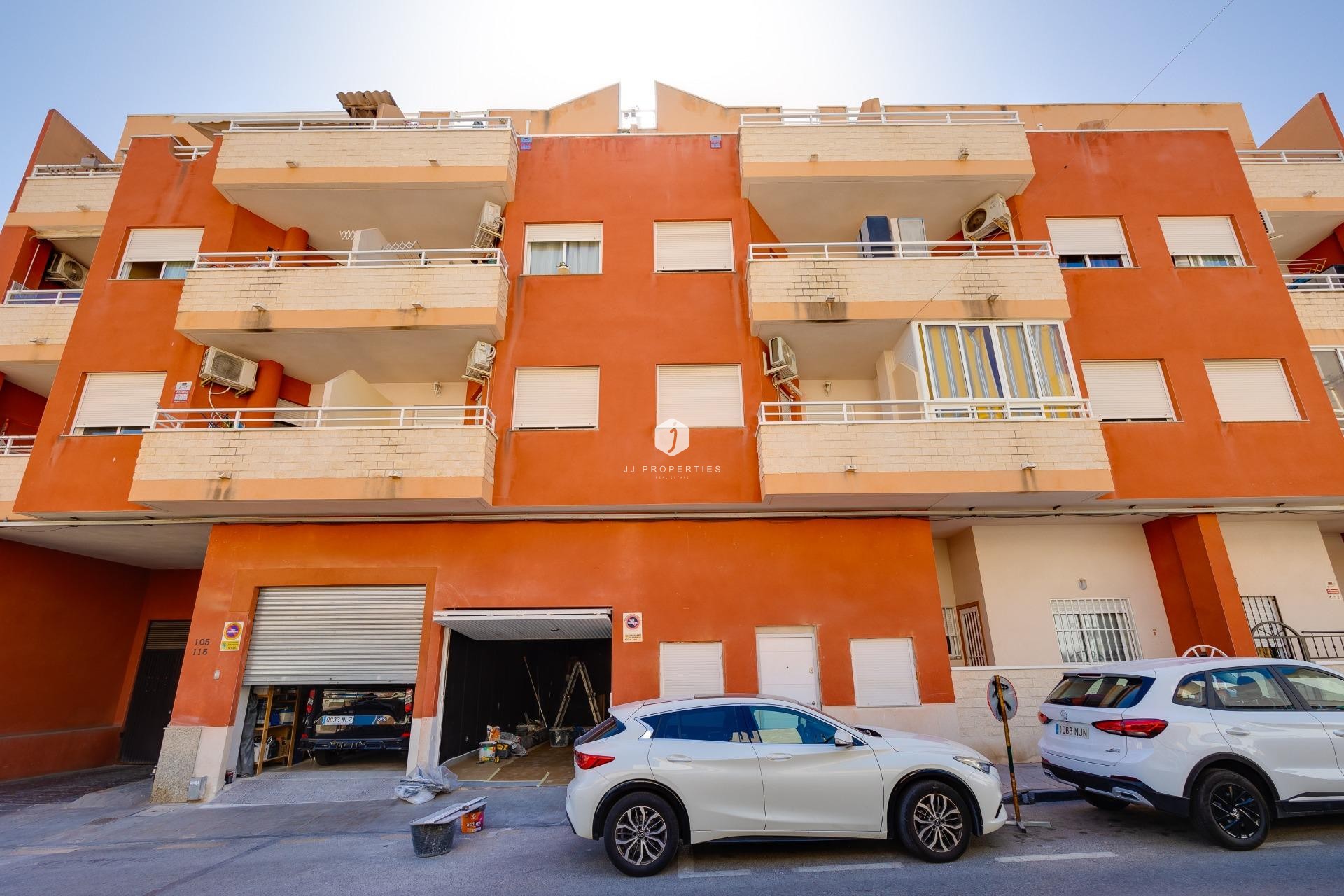 Z drugiej ręki - Daszek -
Torrevieja - Centro