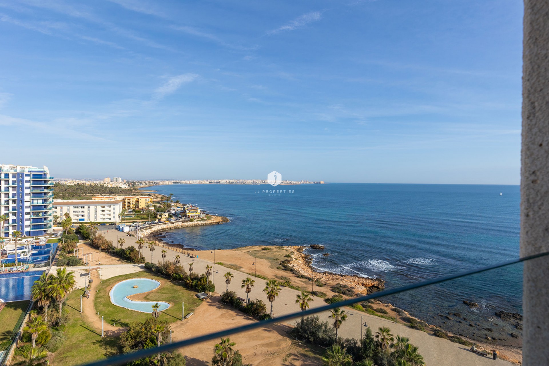 Z drugiej ręki - Daszek -
Torrevieja - Costa Blanca