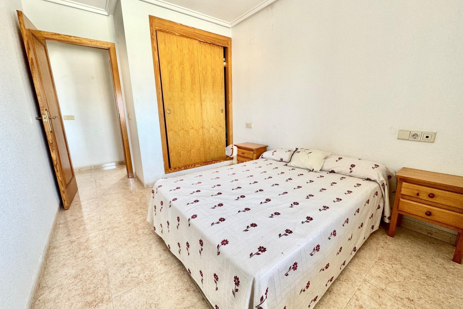 Z drugiej ręki - Daszek -
Torrevieja - El molino