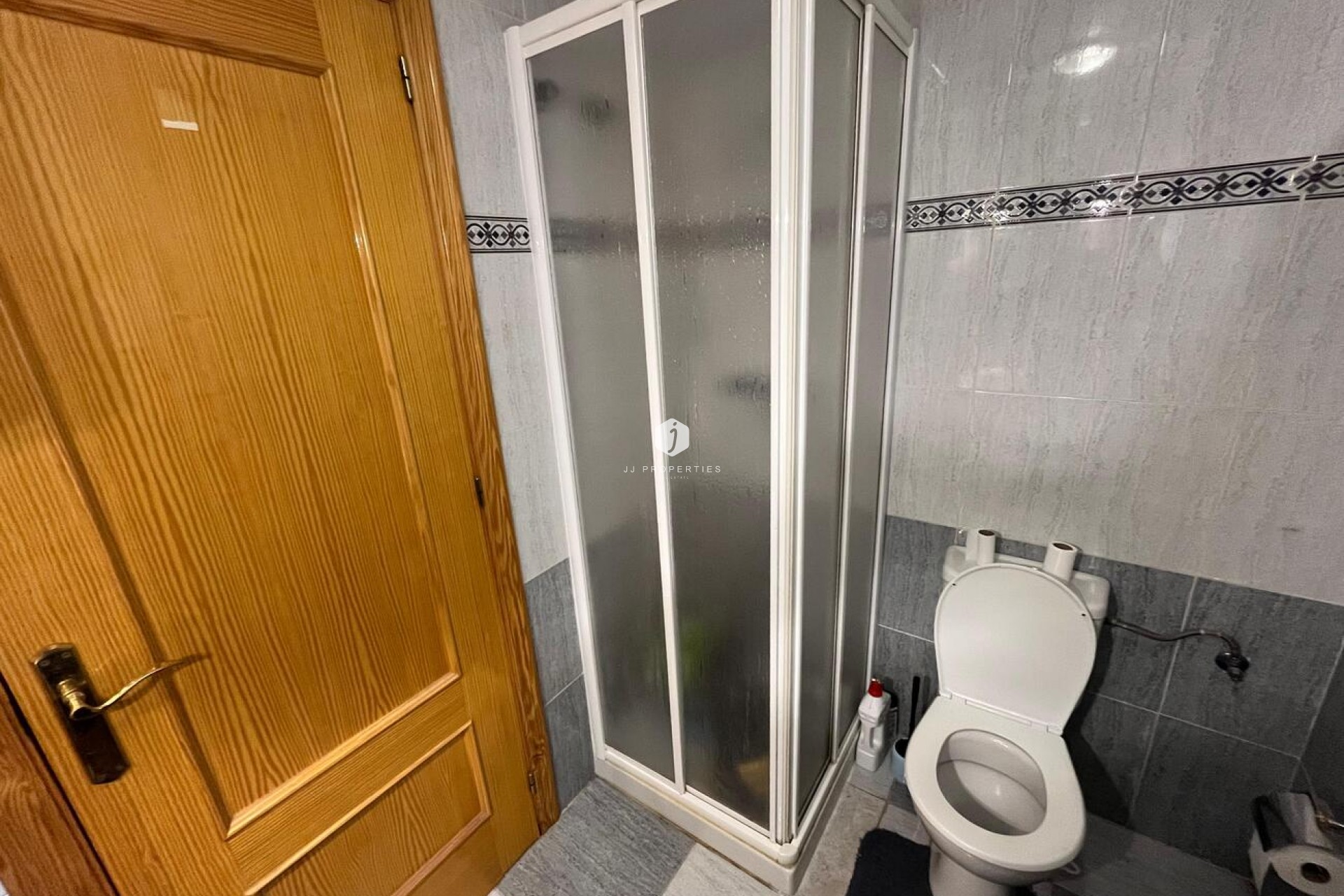 Z drugiej ręki - Daszek -
Torrevieja - La Florida