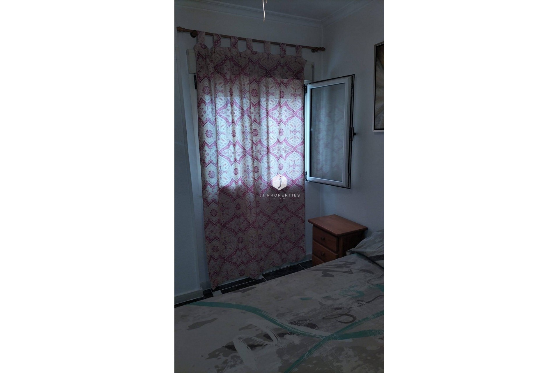 Z drugiej ręki - Daszek -
Torrevieja - La Mata Pueblo