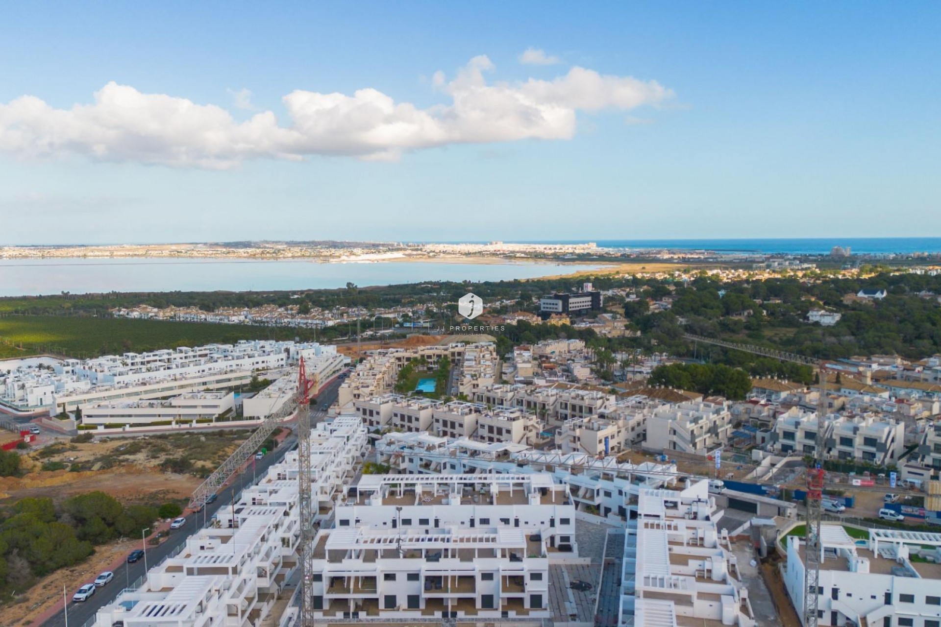 Z drugiej ręki - Daszek -
Torrevieja - Los Balcones - Los Altos del Edén