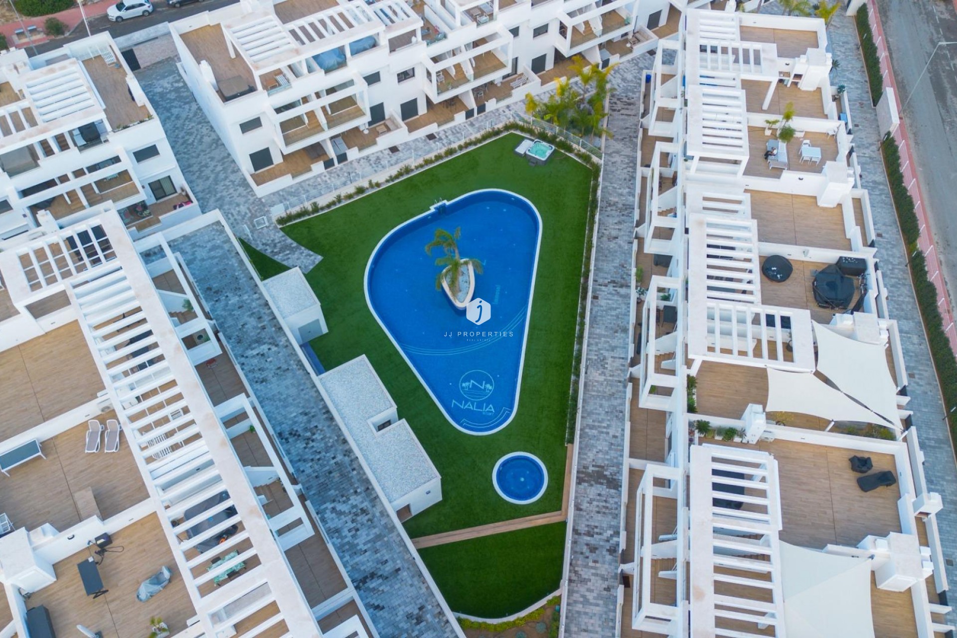 Z drugiej ręki - Daszek -
Torrevieja - Los Balcones - Los Altos del Edén
